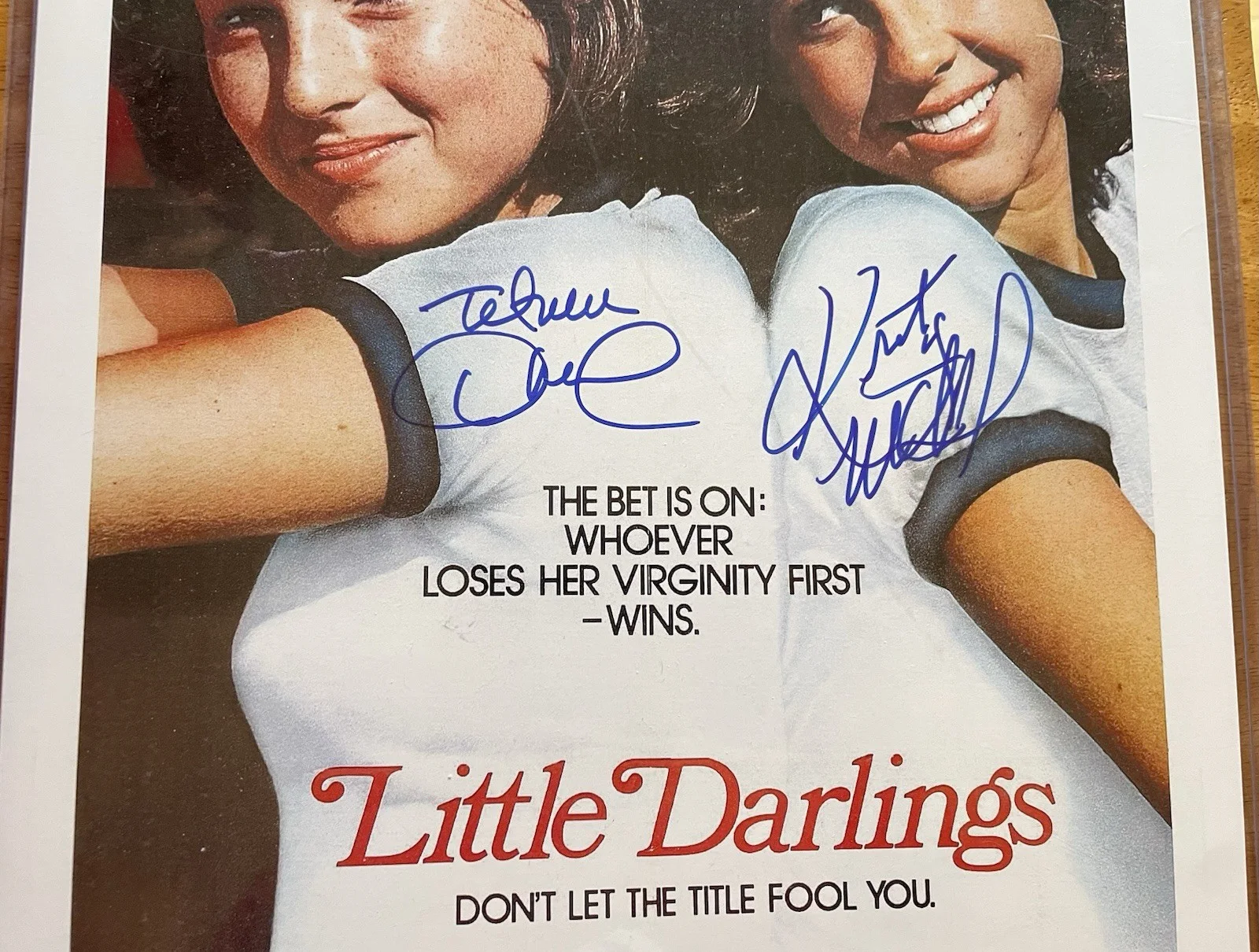Tatum O'Neal, Kristy McNichol — "LITTLE DARLINGS" Kristy McNichol & Tatum O'Neal Autographed Photo In-Person COA, изображение 3