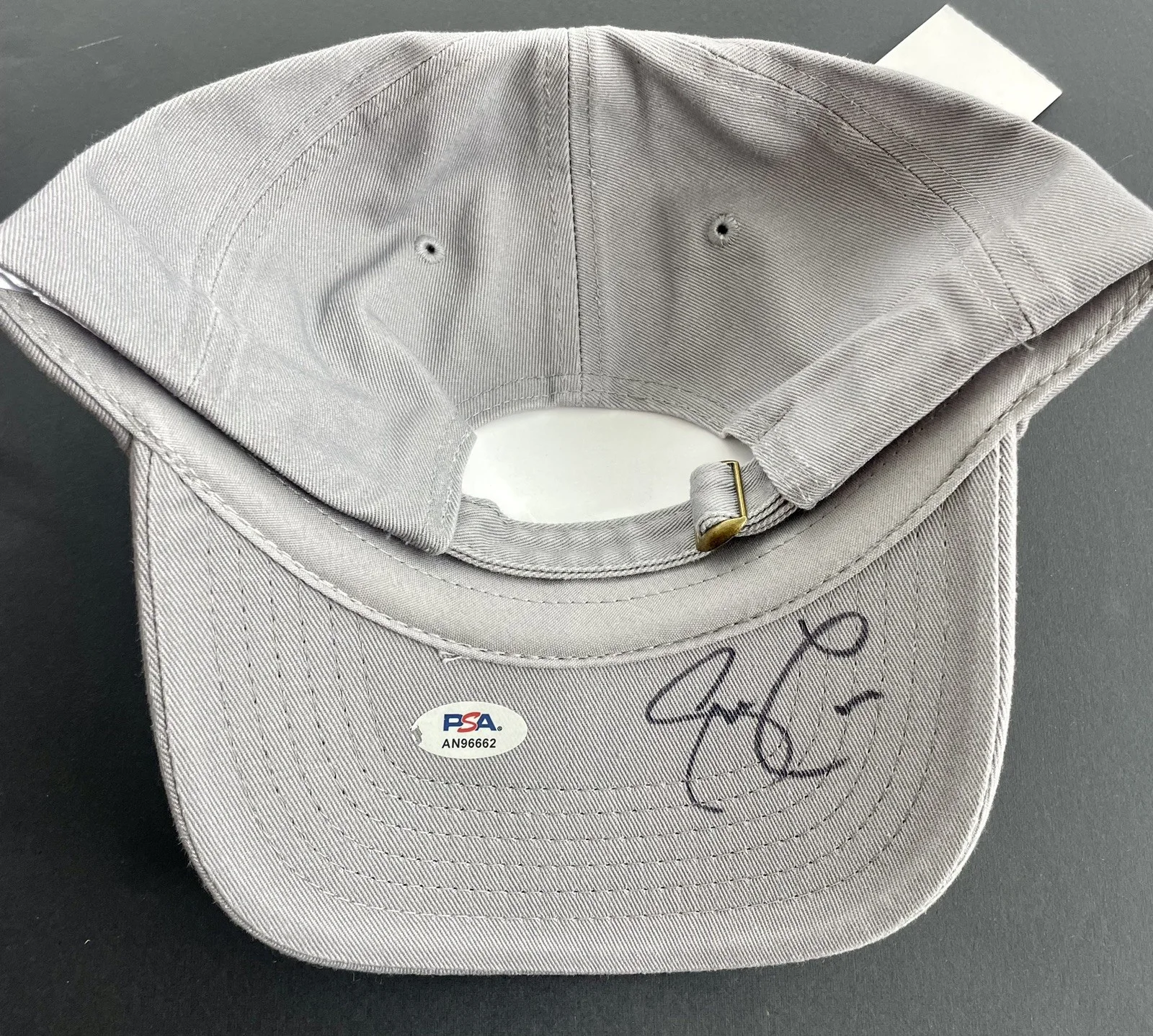 Steve Carrell — Steve Carell Signed Autographed The Office Hat Psa/Dna Coa Michael Scott, image 2