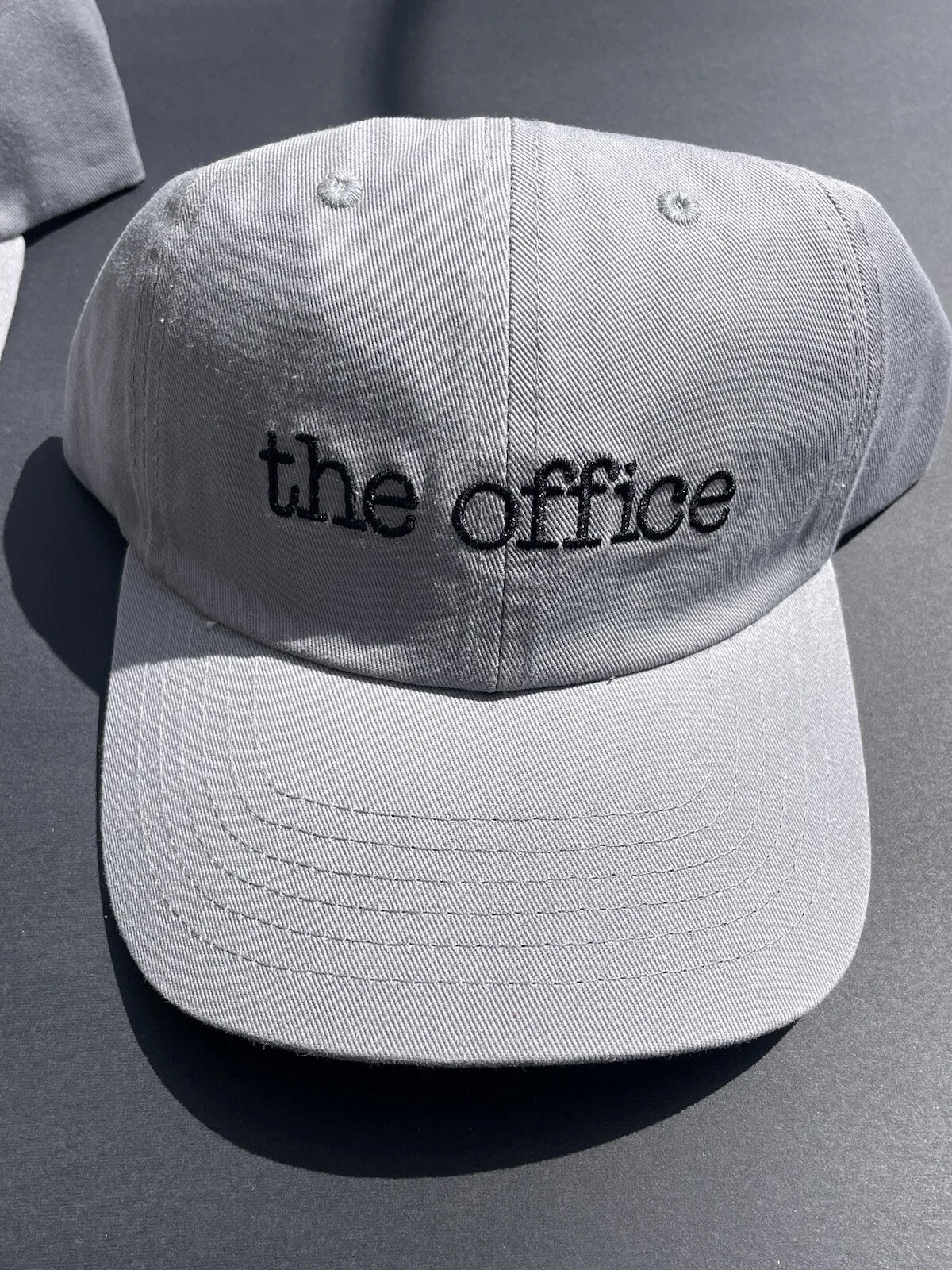Steve Carrell — Steve Carell Signed Autographed The Office Hat Psa/Dna Coa Michael Scott, image 5