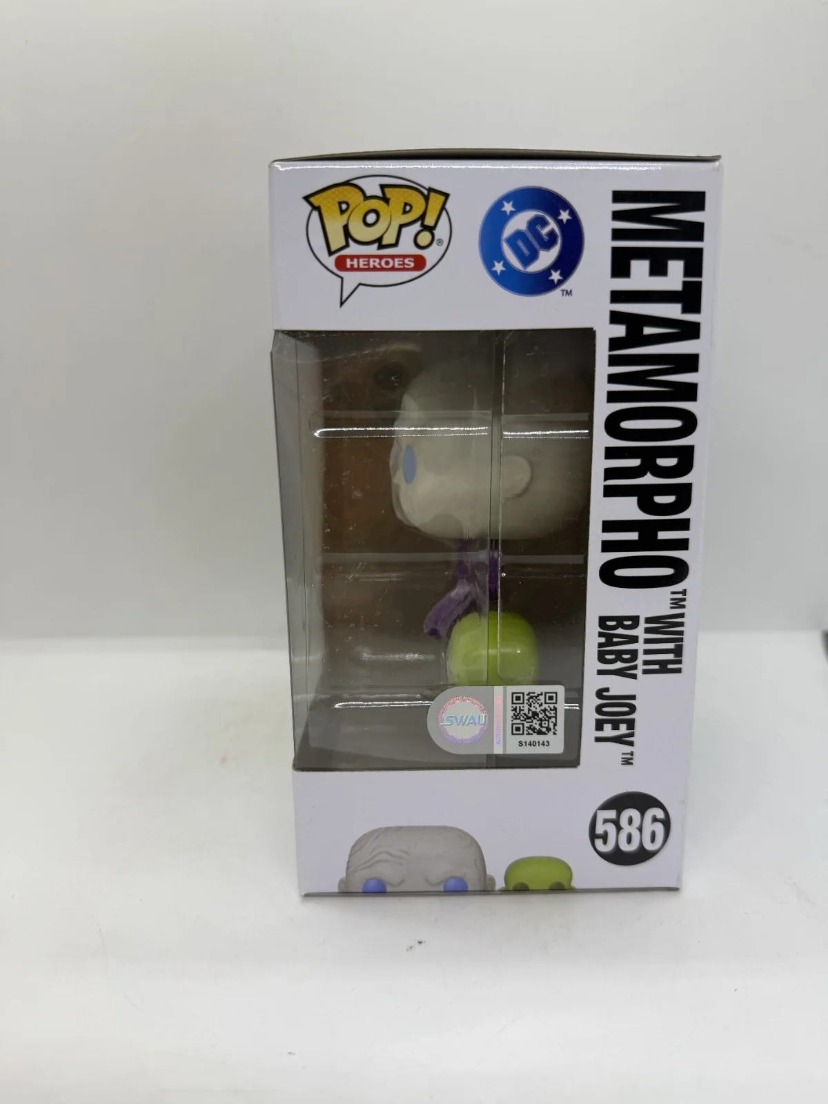 anthony carrigan — Anthony Carrigan Signed Superman Metamorpho Funko Pop #586 SWAU, изображение 2