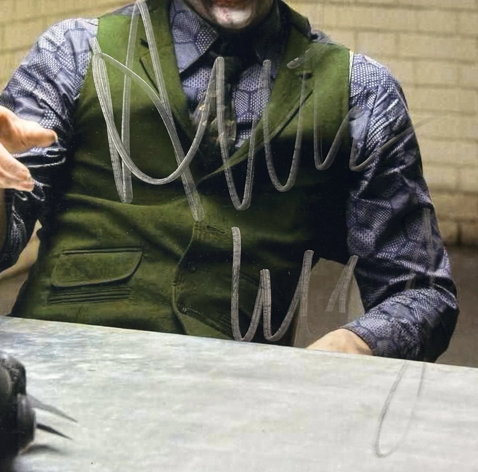 Heath Ledger — Heath Ledger Signed Photo, 8.5x11 With COA, The Joker, The Dark Knight, image 2