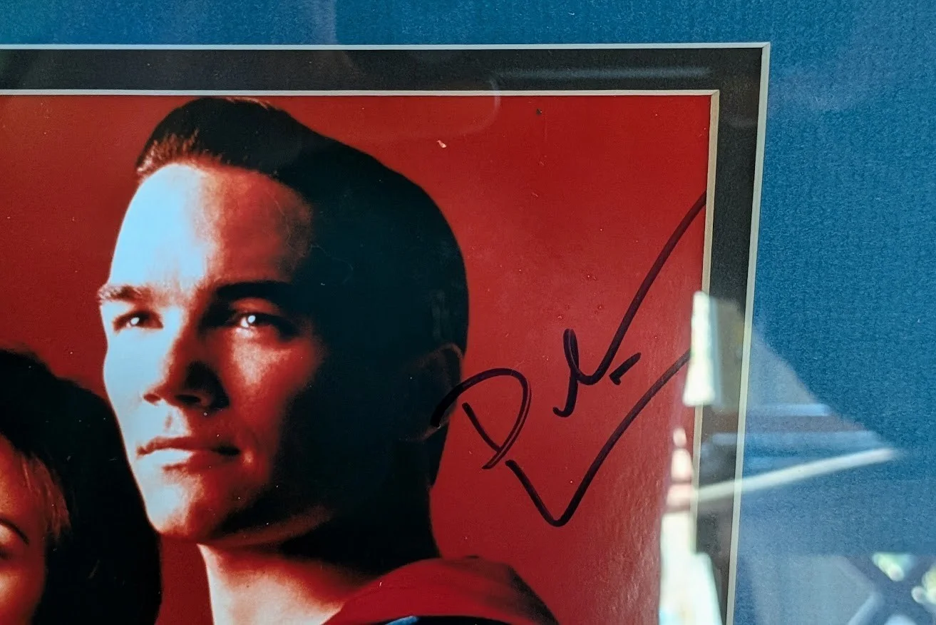 Teri Hatcher, Dean Cain — Lois & Superman Teri Hatcher & Dean Cain Signed & Framed 8x10 Photo, image 4