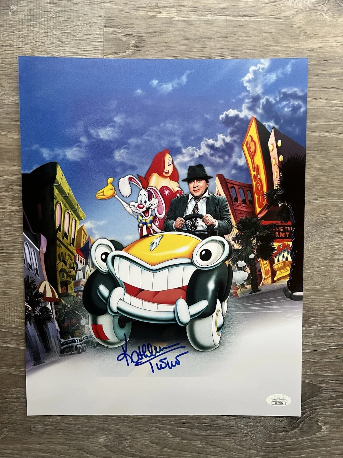 Kathleen Turner — KATHLEEN TURNER Signed Jessica Rabbit 11x14 Photo JSA COA Roger Rabbit, изображение 2