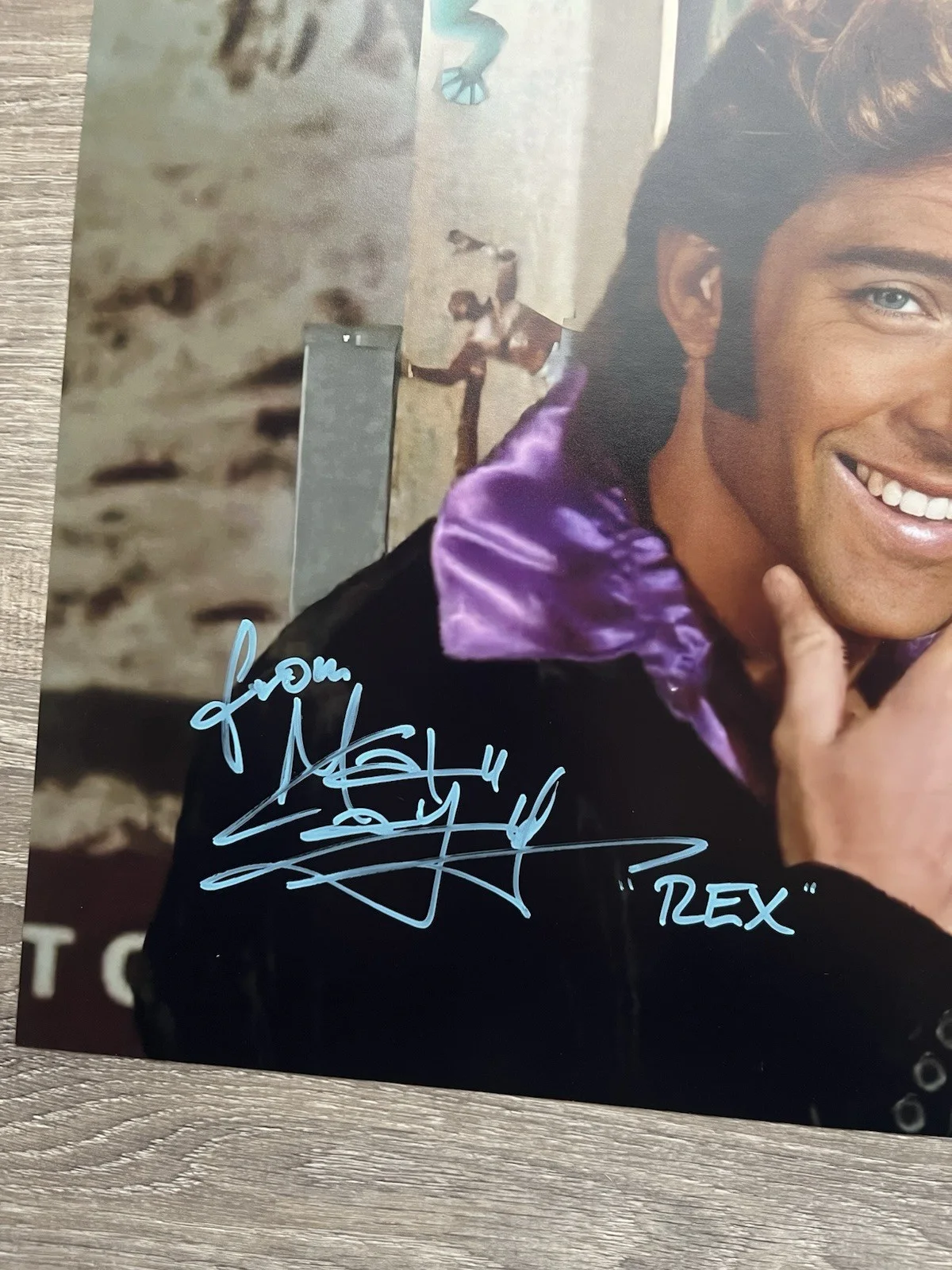 Maxwell Caulfield — Maxwell Caulfield Signed Rex Manning 11x14 Photo Beckett COA Empire Records, image 4