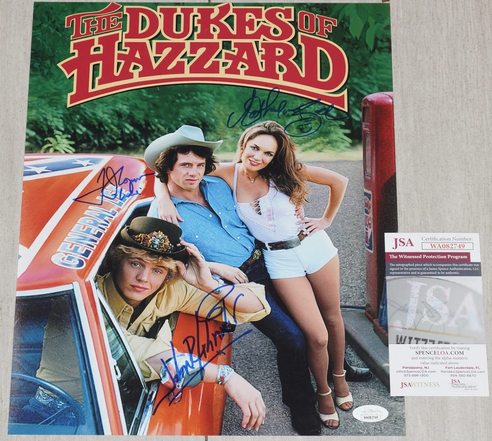 Dukes of Hazzard — DUKES OF HAZZARD Schneider Bach Wopat Signed 11x14 photo + JSA Witness COA W749, изображение 2