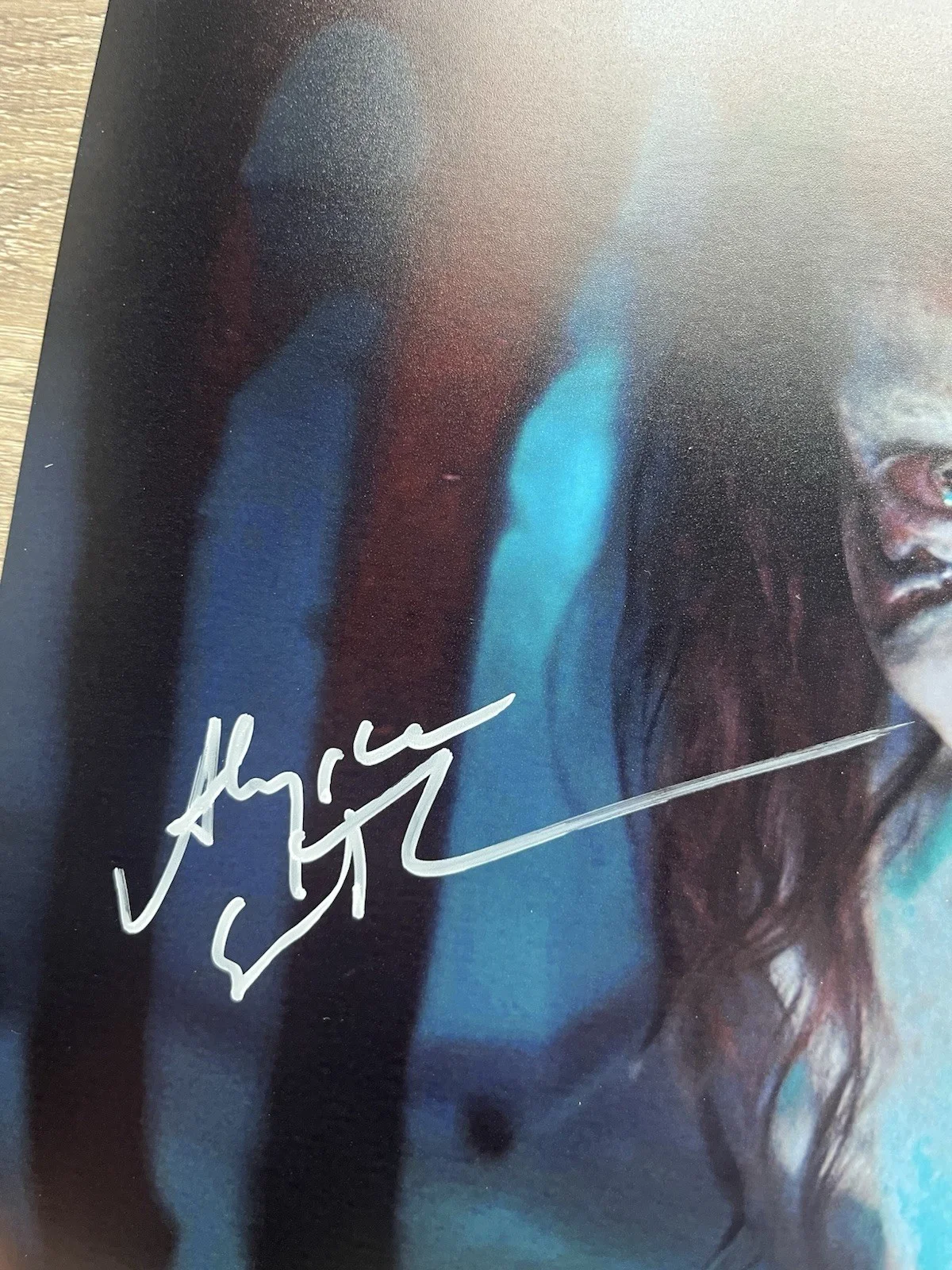 Alyssa Sutherland — Alyssa Sutherland Signed Evil Dead Rise 11x14 Photo JSA COA Ellie Horror Auto, image 4