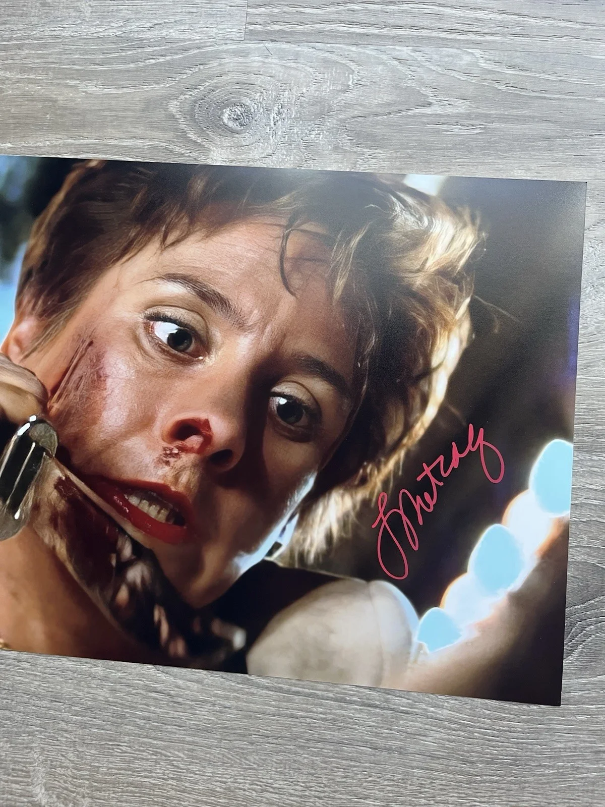Laurie Metcalf — Laurie Metcalf Signed Scream 11x14 Photo Beckett COA Ghostface Mrs. Loomis, изображение 3