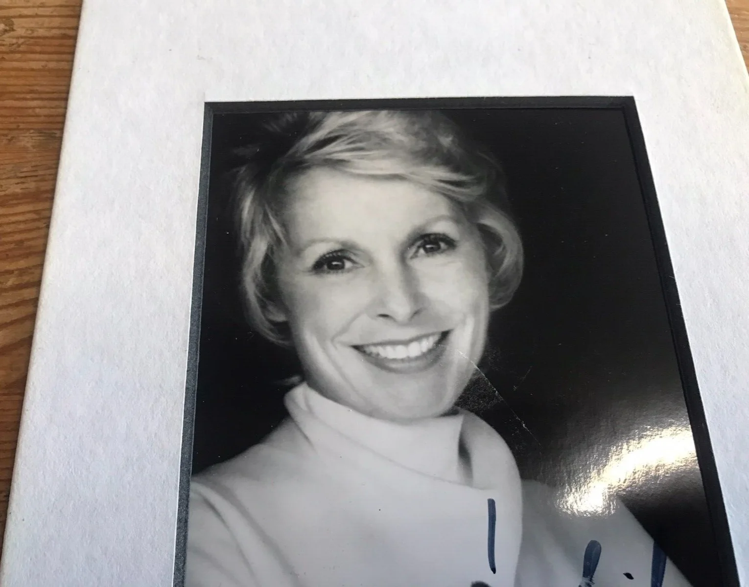 Janet Leigh — Janet Leigh Autographed Photo Black & White Signed Enjoy! Photograph Picture, изображение 3