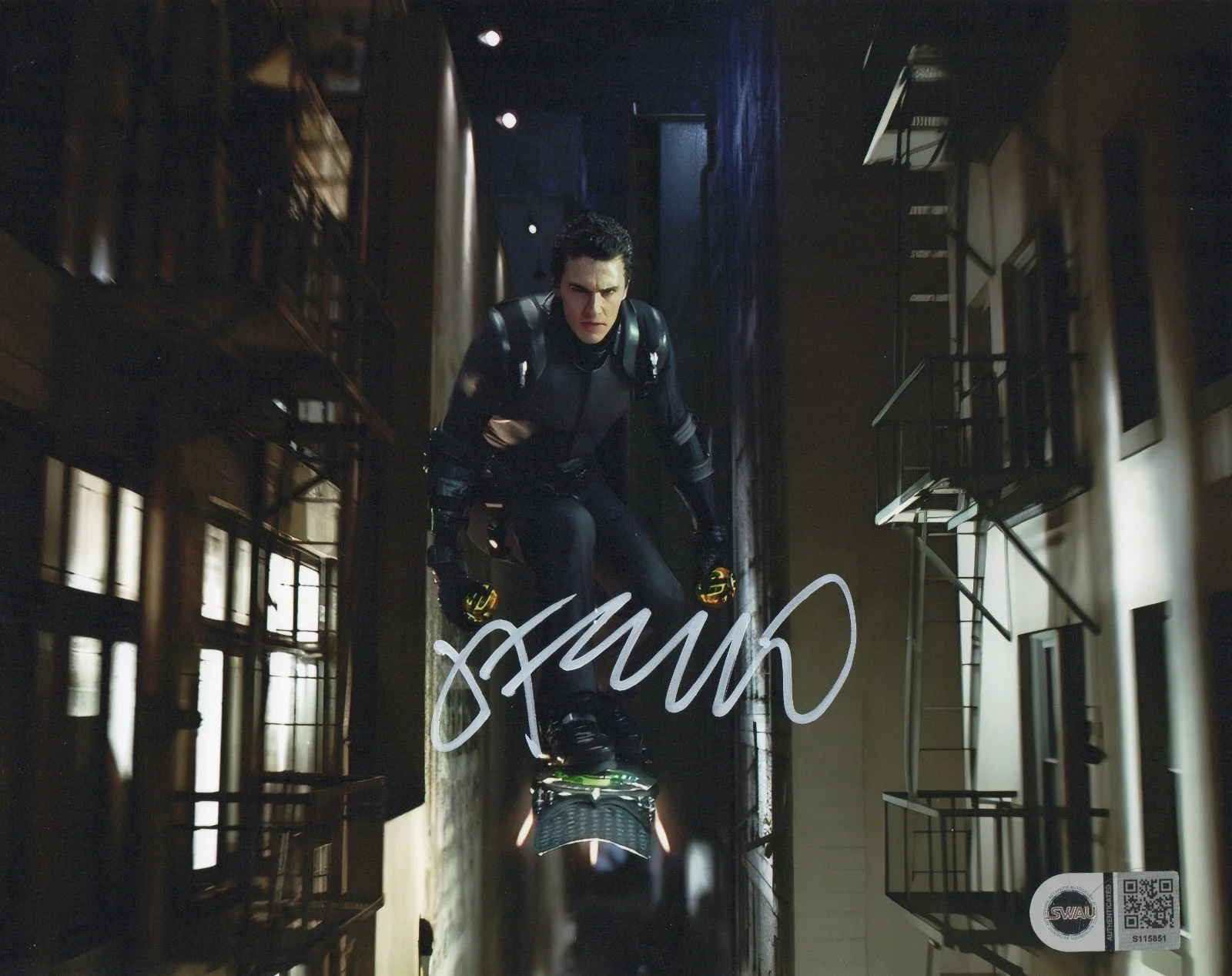 James Franco — James Franco Signed 8x10 Photo Harry Osborn Spiderman SWAU Authenticated RARE