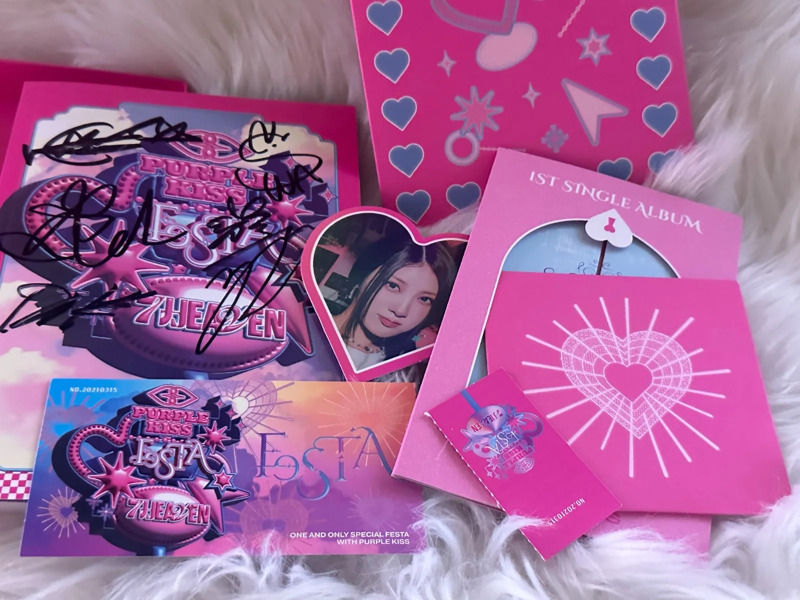 PURPLE KISS - ALL MEMBER Autograph(Signed) PROMO ALBUM KPOP, изображение 4