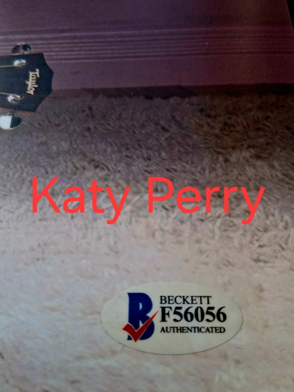 KATY PERRY Signed 12x18 Beckett Certed #F56056., image 2