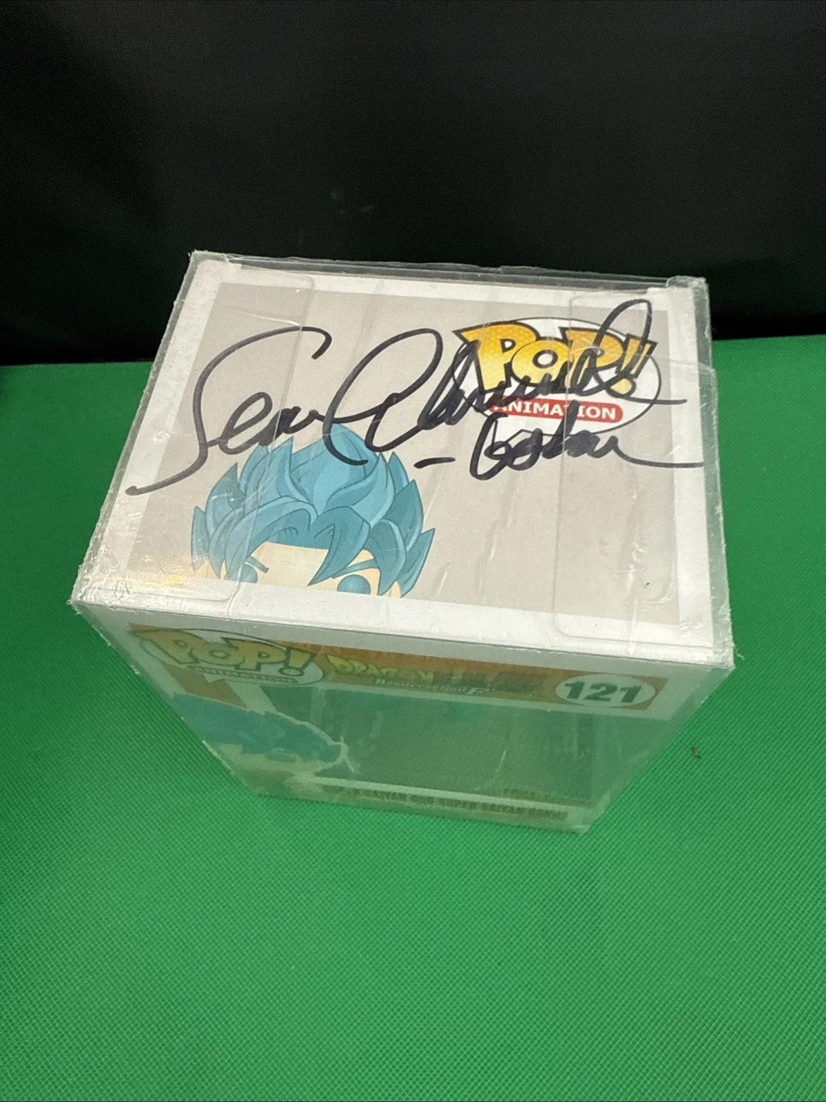 SEAN SCHEMMEL — SEAN SCHEMMEL SIGNED SUPER SAIYAN GOD GOKU FUNKO POP 121 DRAGON BALL ANIME BAS 3, изображение 2