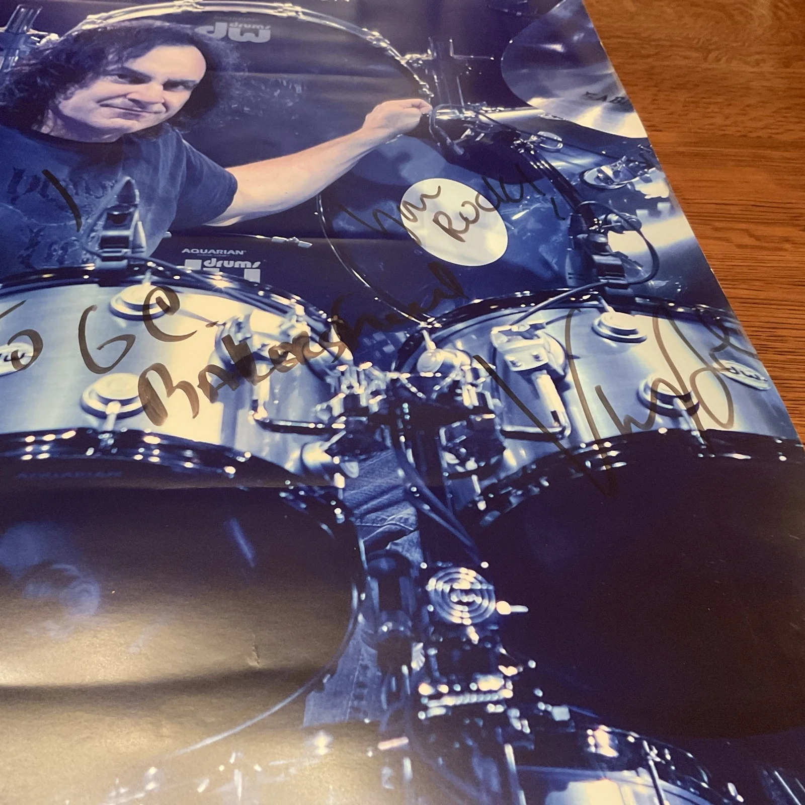 VERY RARE GUITAR CENTER PROMO VINNY APPICE Autographed Poster -24X36, изображение 4