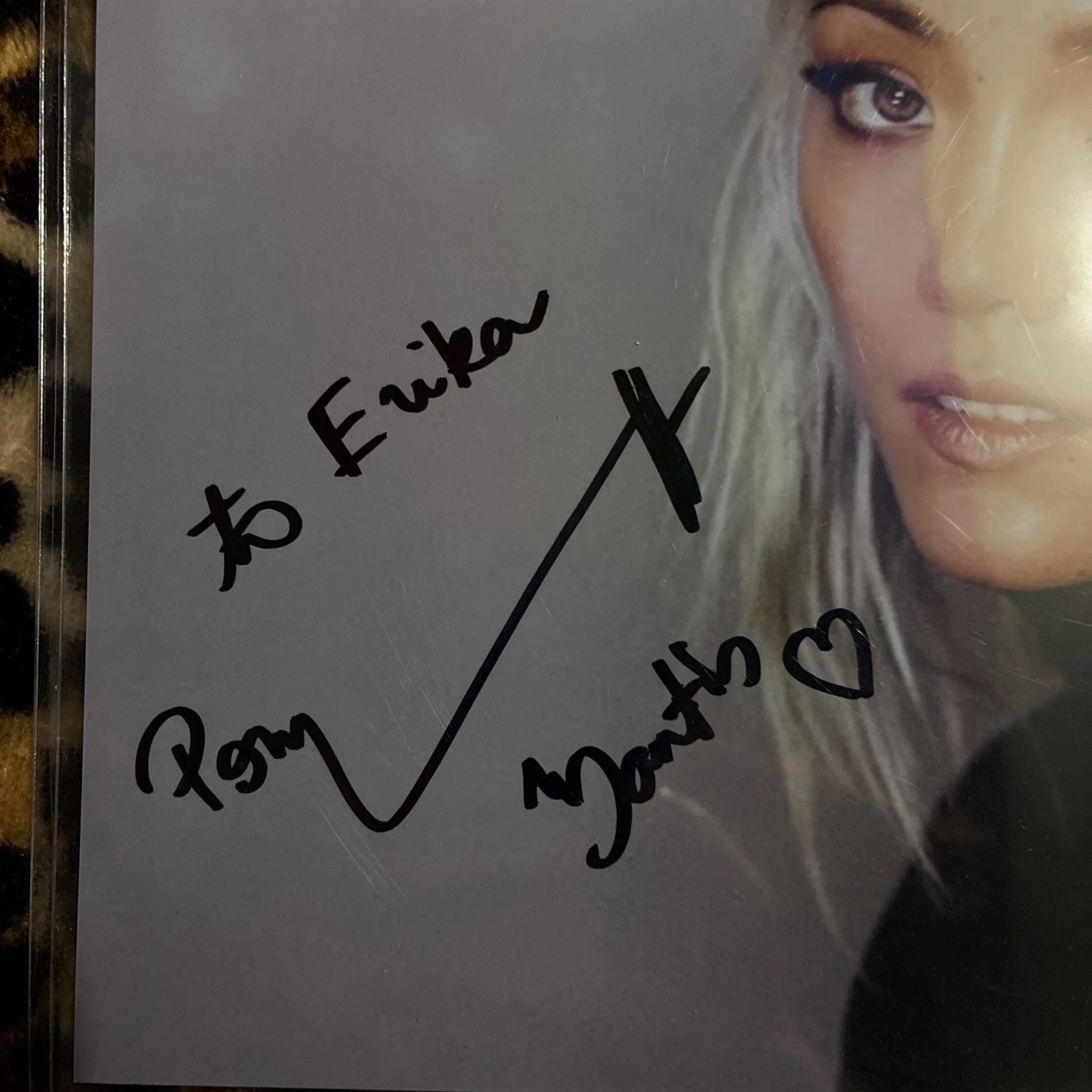 Pom Klementieff — Pom Klementieff Signed 8X10 Photo Autograph, image 2