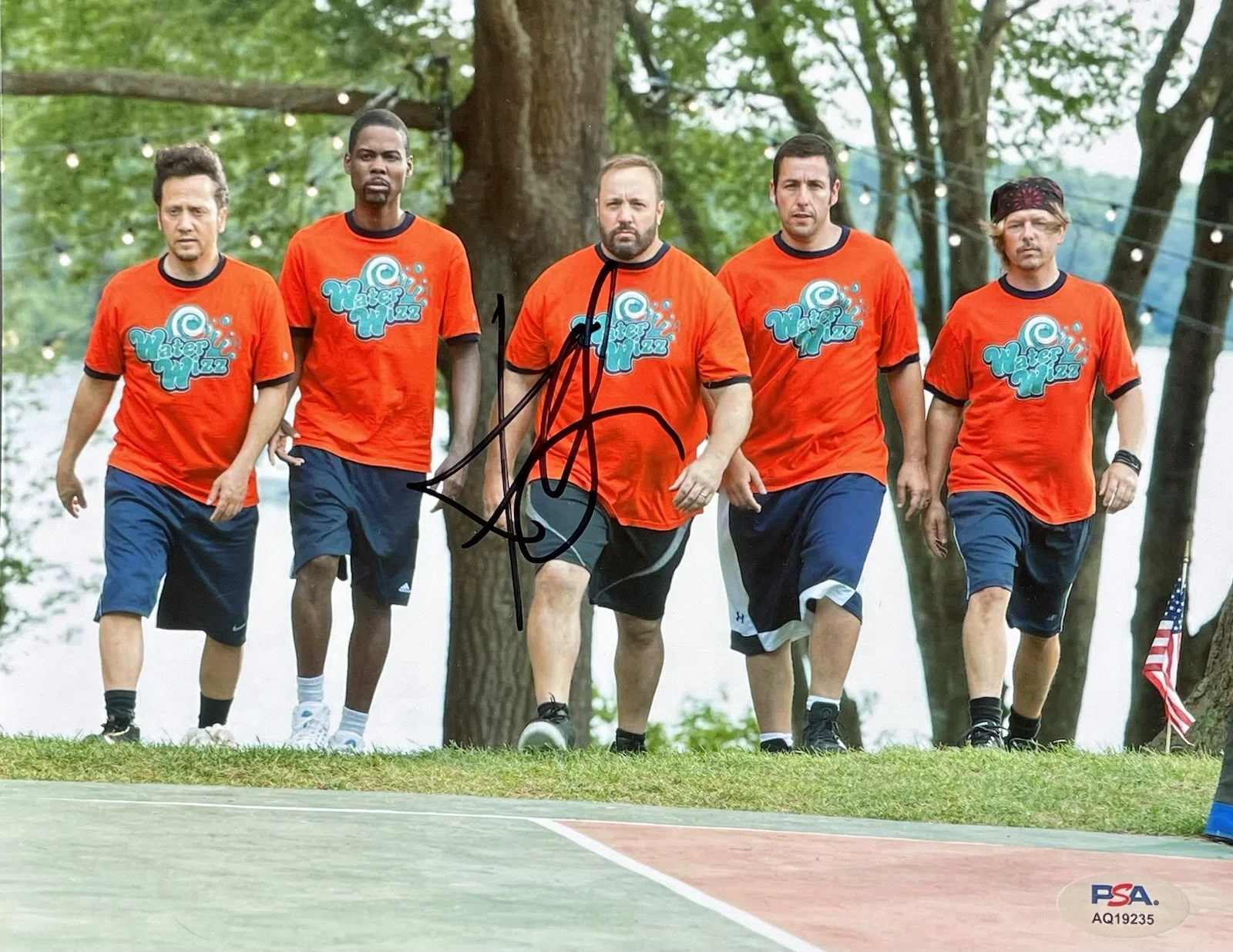 Kevin James — Kevin James Signed Autographed 8x10 Photo Grown Ups Paul Blart Psa/Dna Coa