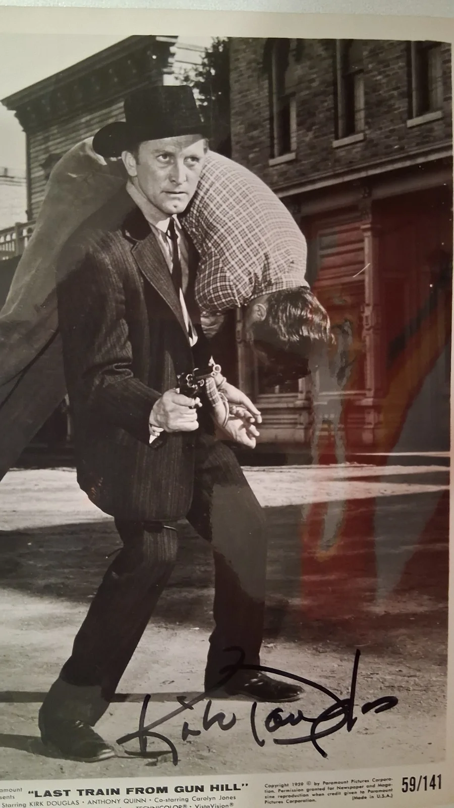 Kirk Douglas — Kirk Douglass signed B&W 8x10, image 3