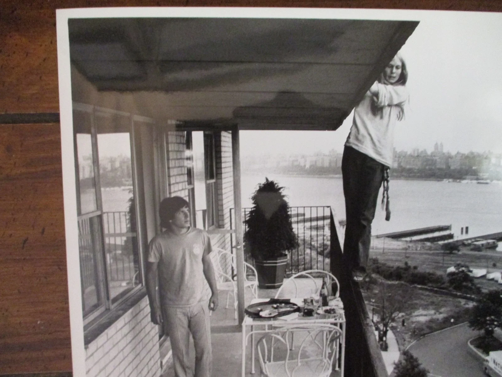 Tippy Walker/Michael Brandon(JENNIFER ON MY MIND) 1971 10 x 8 Black/White Photo, изображение 3