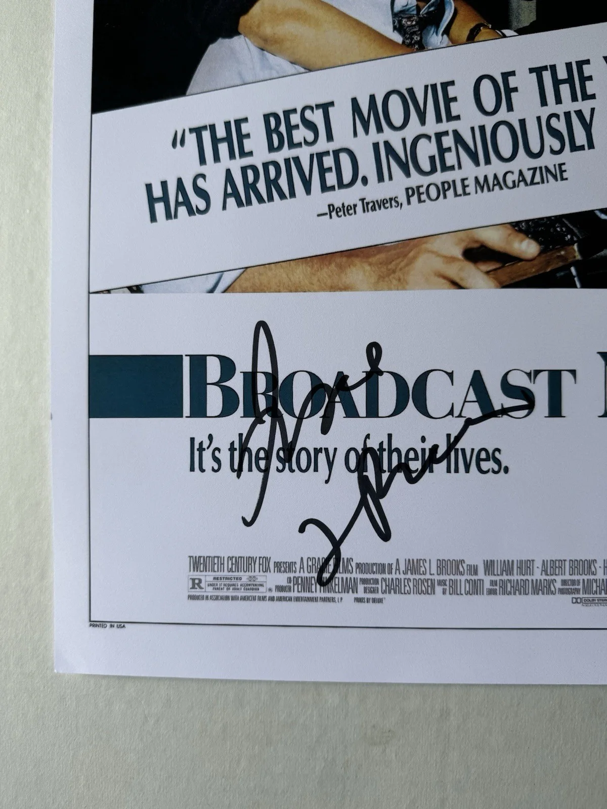 JAMES L. BROOKS SIGNED BROADCAST NEWS 11X17 MOVIE POSTER SWAU AUTHENTICATED 5, изображение 2