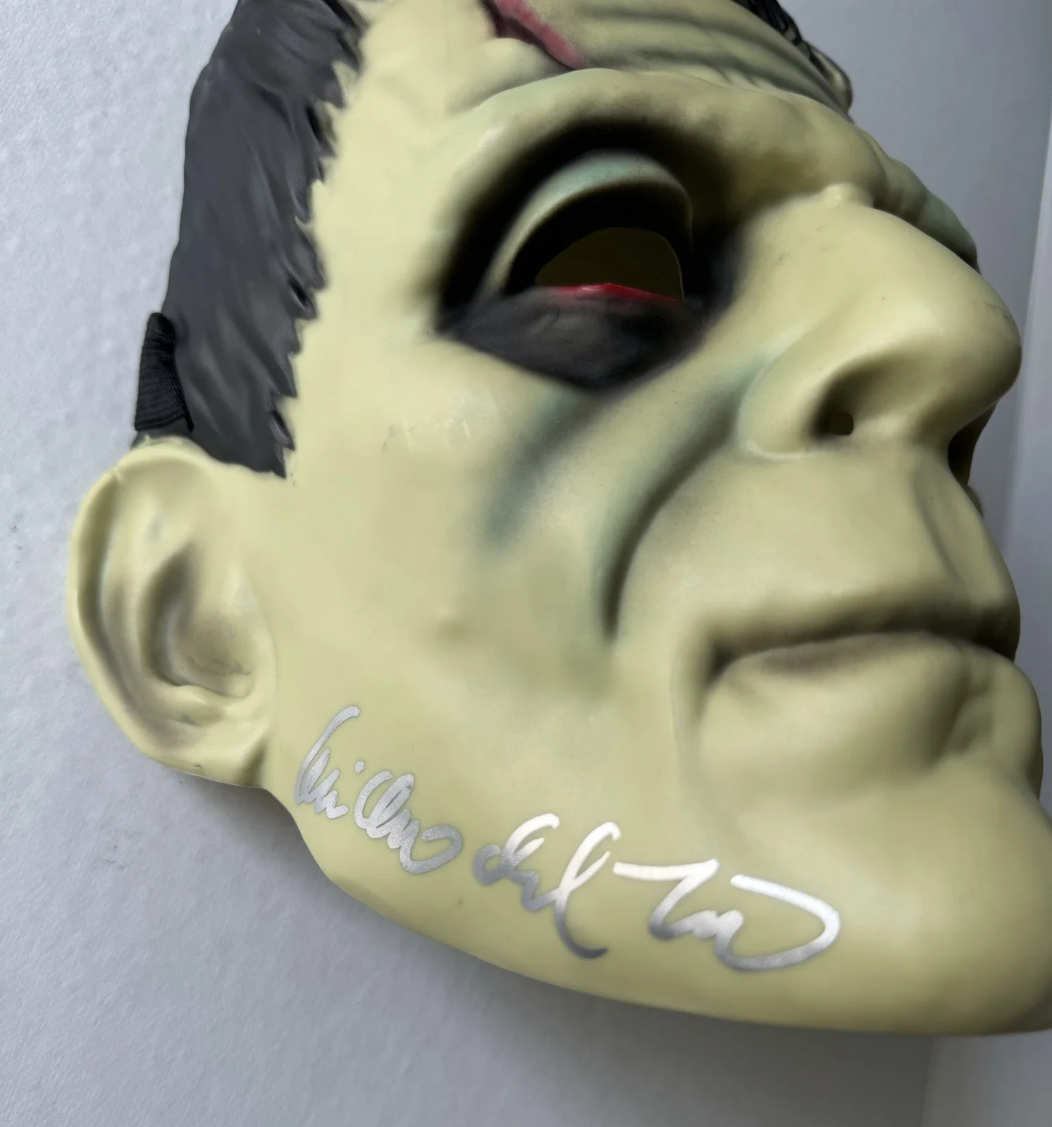 Guillermo Del Toro — GUILLERMO DEL TORO Signed FRANKENSTEIN Halloween MASK with SWAU COA autograph, image 4
