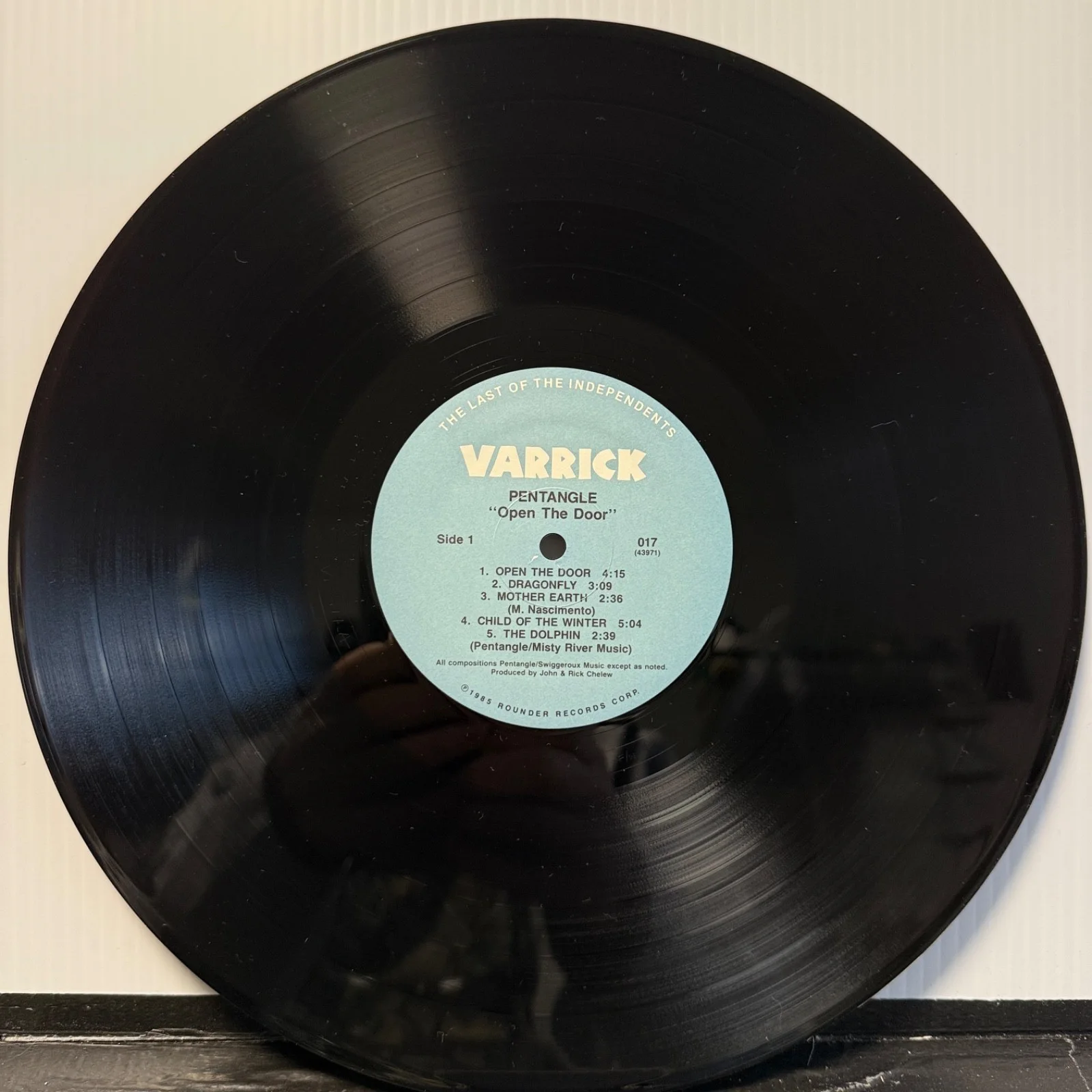 BERT JANSCH AUTOGRAPHED Pentangle "Open The Door" USA vinyl album Varrick 017 NM, изображение 4