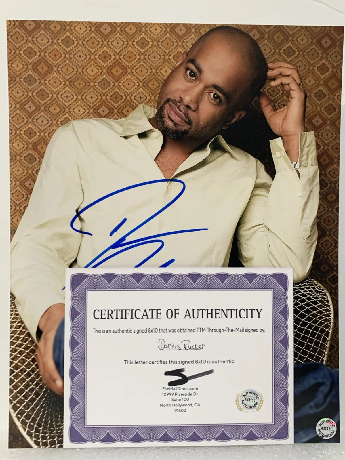 Darius Rucker (Country Singer) signed Autographed 8x10 photo - AUTO w/COA, изображение 2