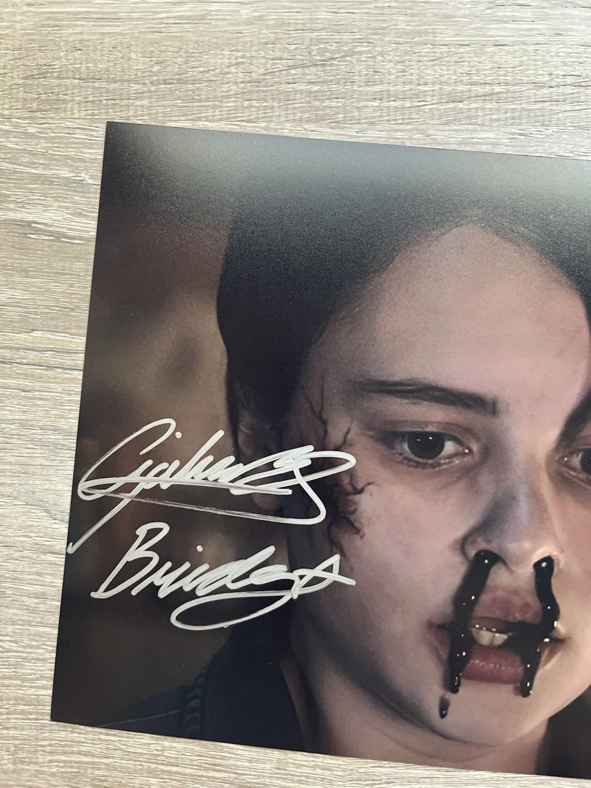 Gabrielle Echols — Gabrielle Echols Signed Evil Dead Rise 8x10 Photo JSA COA Horror Autograph, image 3