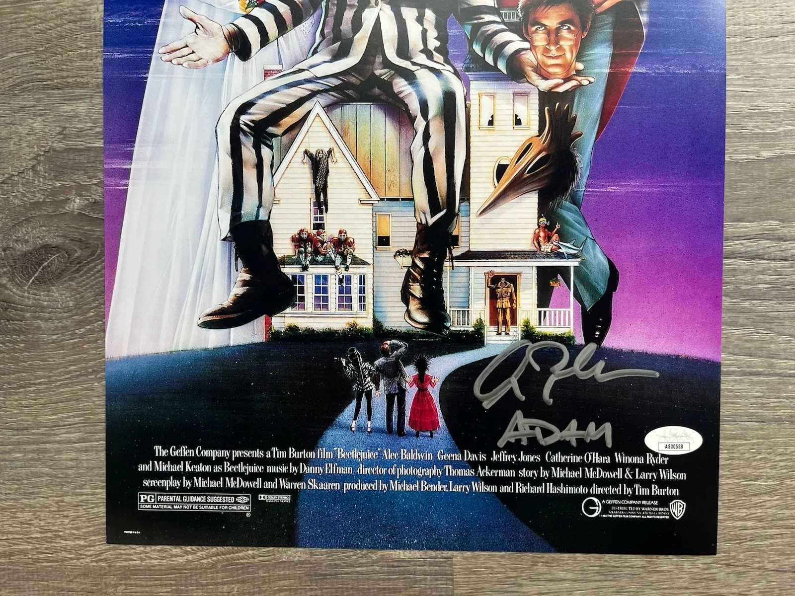 Alec Baldwin — Alec Baldwin Signed Inscribed Beetlejuice 11x17 Photo JSA COA Adam Maitland, изображение 4