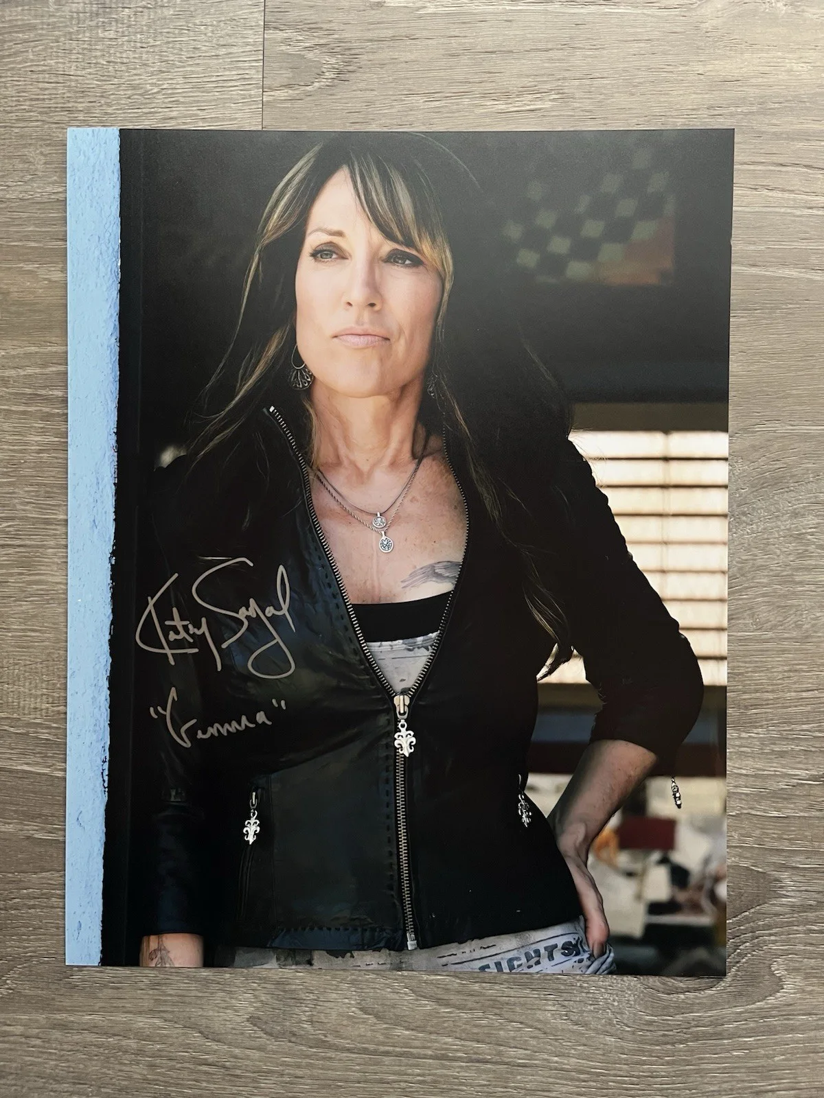 Katey Sagal — Katey Sagal Signed Gemma 11x14 Photo JSA COA Sons Of Anarchy SOA, image 2