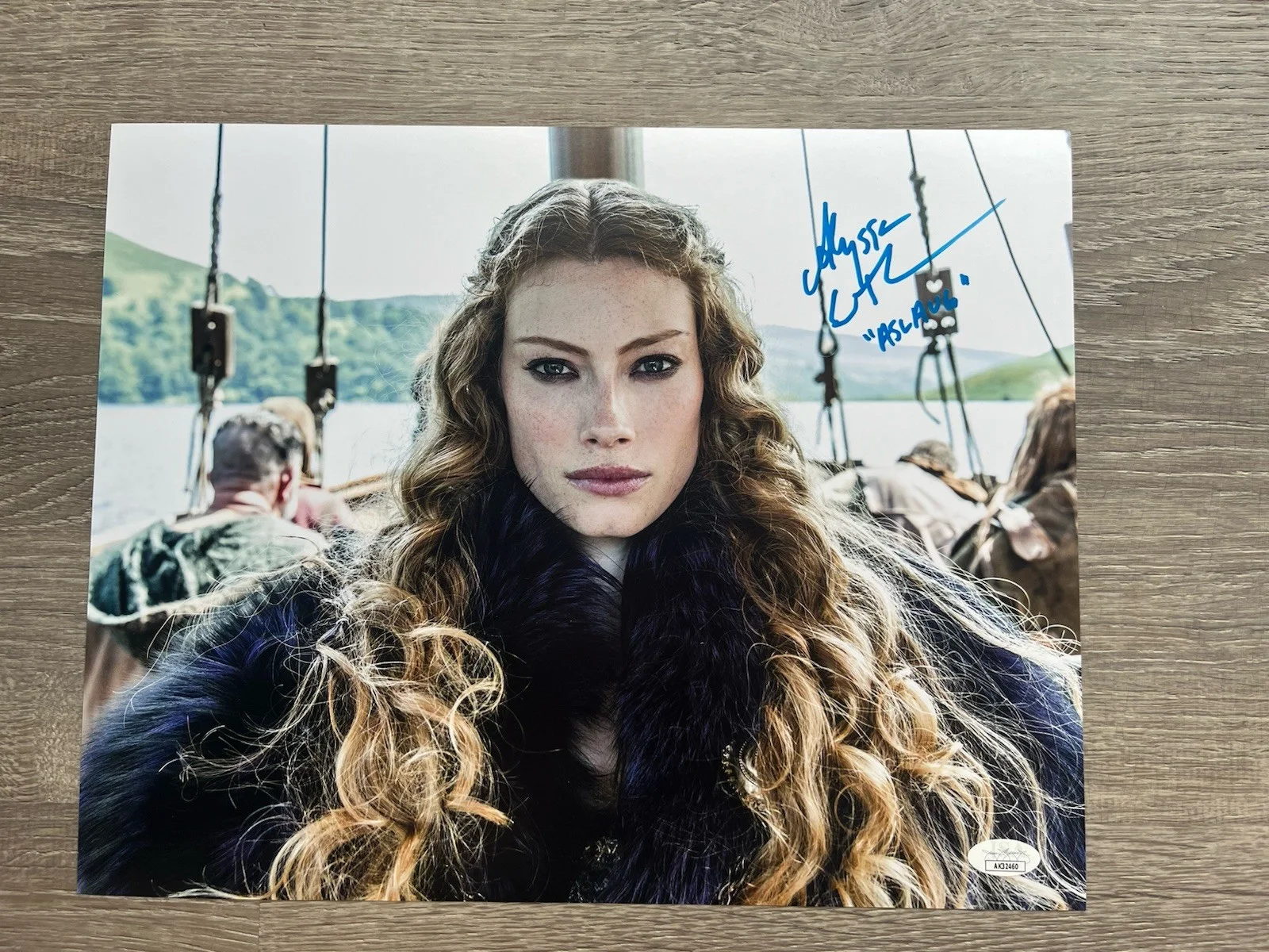 Alyssa Sutherland — Alyssa Sutherland Signed Vikings 11x14 Photo Aslaug JSA COA, image 2