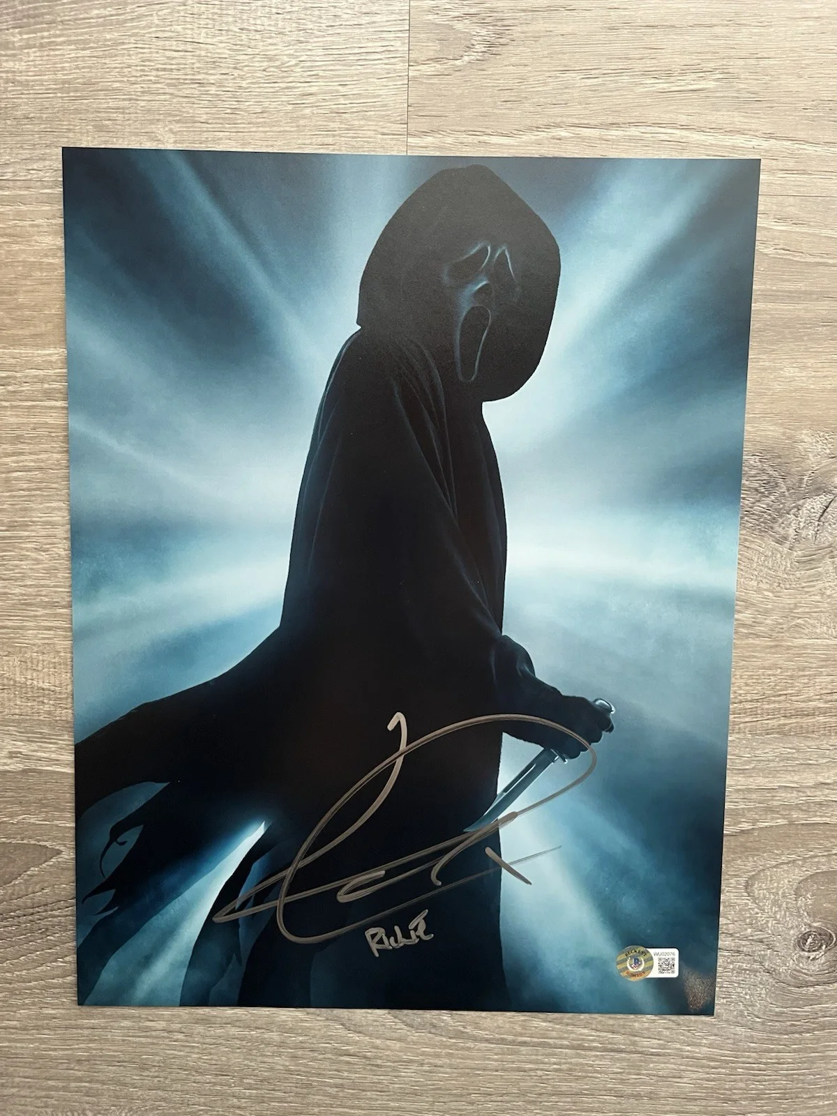 Jack Quaid — Jack Quaid Signed Ghostface 11x14 Photo Beckett COA SCREAM Richie Horror, image 2