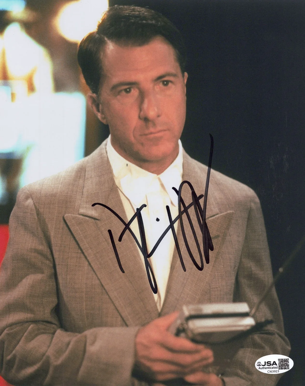 Dustin Hoffman — Dustin Hoffman signed "RAIN MAN" 8x10 Photo EXACT PROOF e Raymond JSA COA, image 5