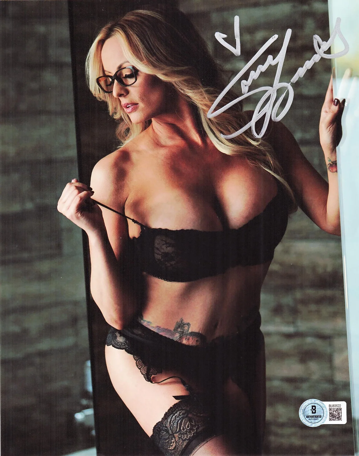 Stormy Daniels — Hot Sexy Stormy Daniels Signed 8x10 Photo Adult Star Authentic Autograph Beckett