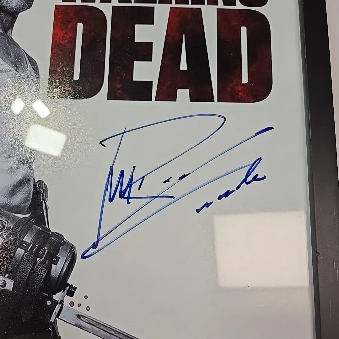 Michael Rooker — Michael Rooker (The Walking Dead) Authentic Signed 11x17 Framed Photo, image 2