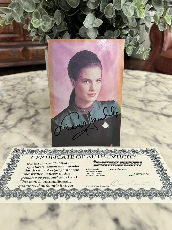 Terry Farrell — Terry Farrell as Jadzia Dax Star Trek Deep Space 9 Signature Photo COA 4"x6", изображение 2