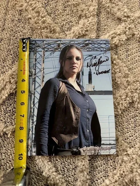 Miracle Laurie — Dollhouse (Miracle Laurie) Signed Authentic Autograph Photo Size 8" x 10", image 4
