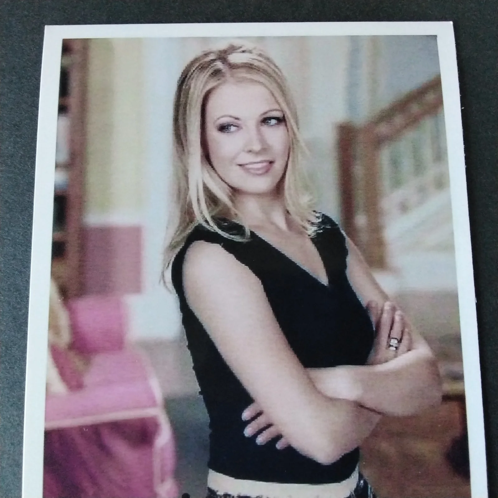Melissa Joan Hart SIGNED Photo 90s TV Movie Actress Sabrina Teenage Witch Batman, изображение 4