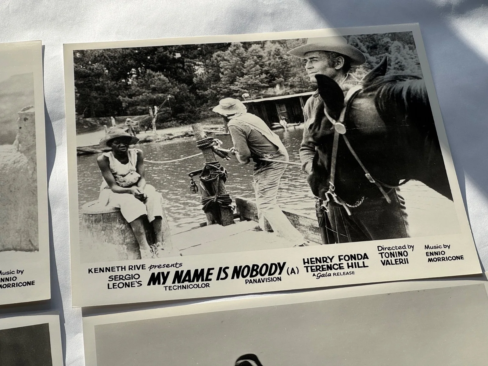 MY NAME IS NOBODY Sergio Leone VINTAGE set of 8 Original UK press prints, изображение 3