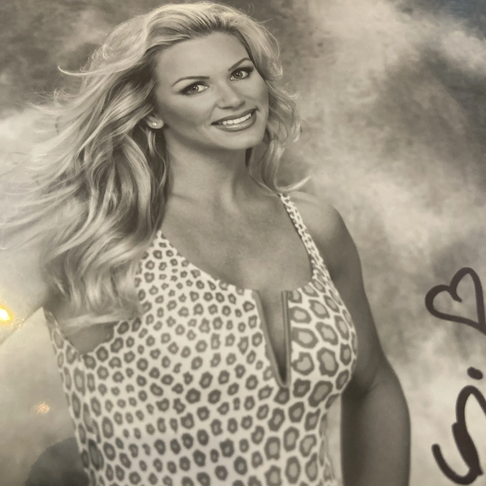 NIKKI ZIERING Signed 8x10 b&w Photo AUTOGRAPH Playboy - Price is Right Hot Sexy, изображение 3