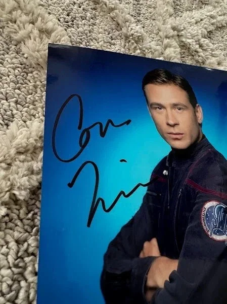 Connor Trinneer — Star Trek: Enterprise (Connor Trinneer) Signed Autograph Photo Size 8" x 10", изображение 2