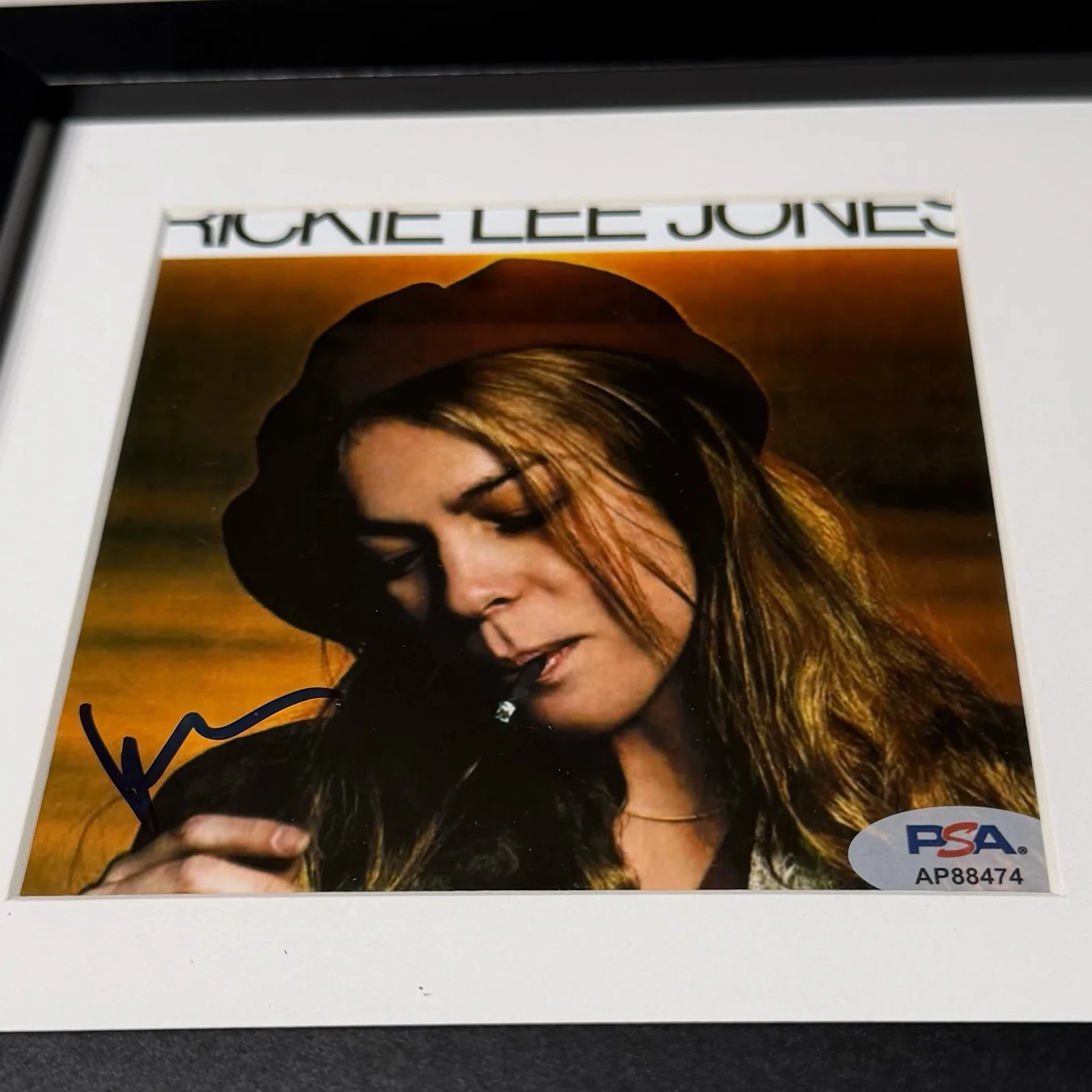 RICKIE LEE JONES SIGNED SELF TITLED CD ALBUM AUTOGRAPH FRAMED PSA COA, изображение 2