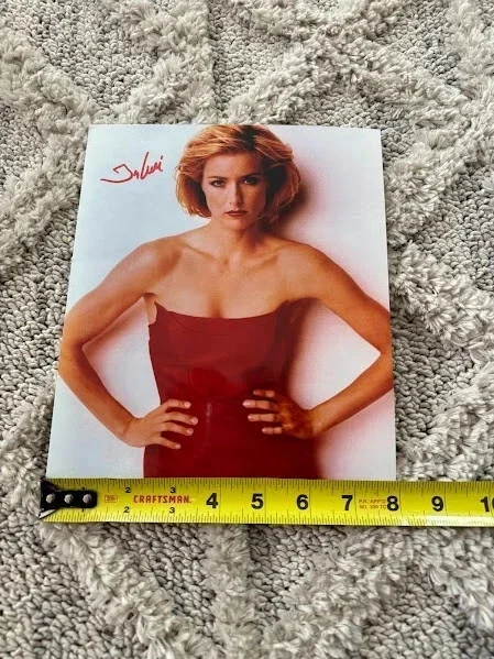Téa Leoni — The Family Man (Téa Leoni) Signed Authentic Autograph Photo Size 8" x 10", изображение 3