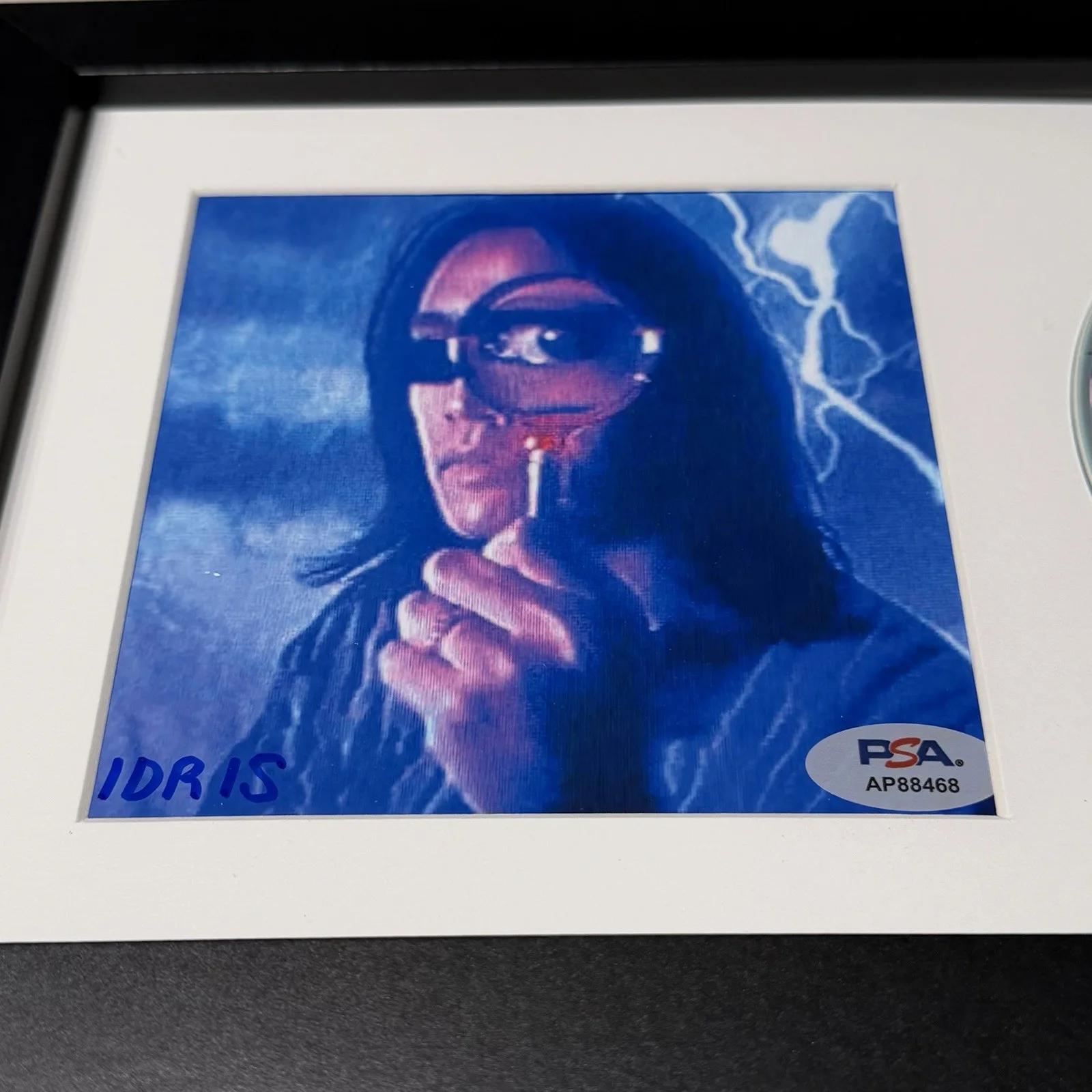 EYEDRESS SIGNED VAMPIRE IN BEVERLY HILLS CD ALBUM IDRIS AUTOGRAPH FRAMED PSA COA, image 2