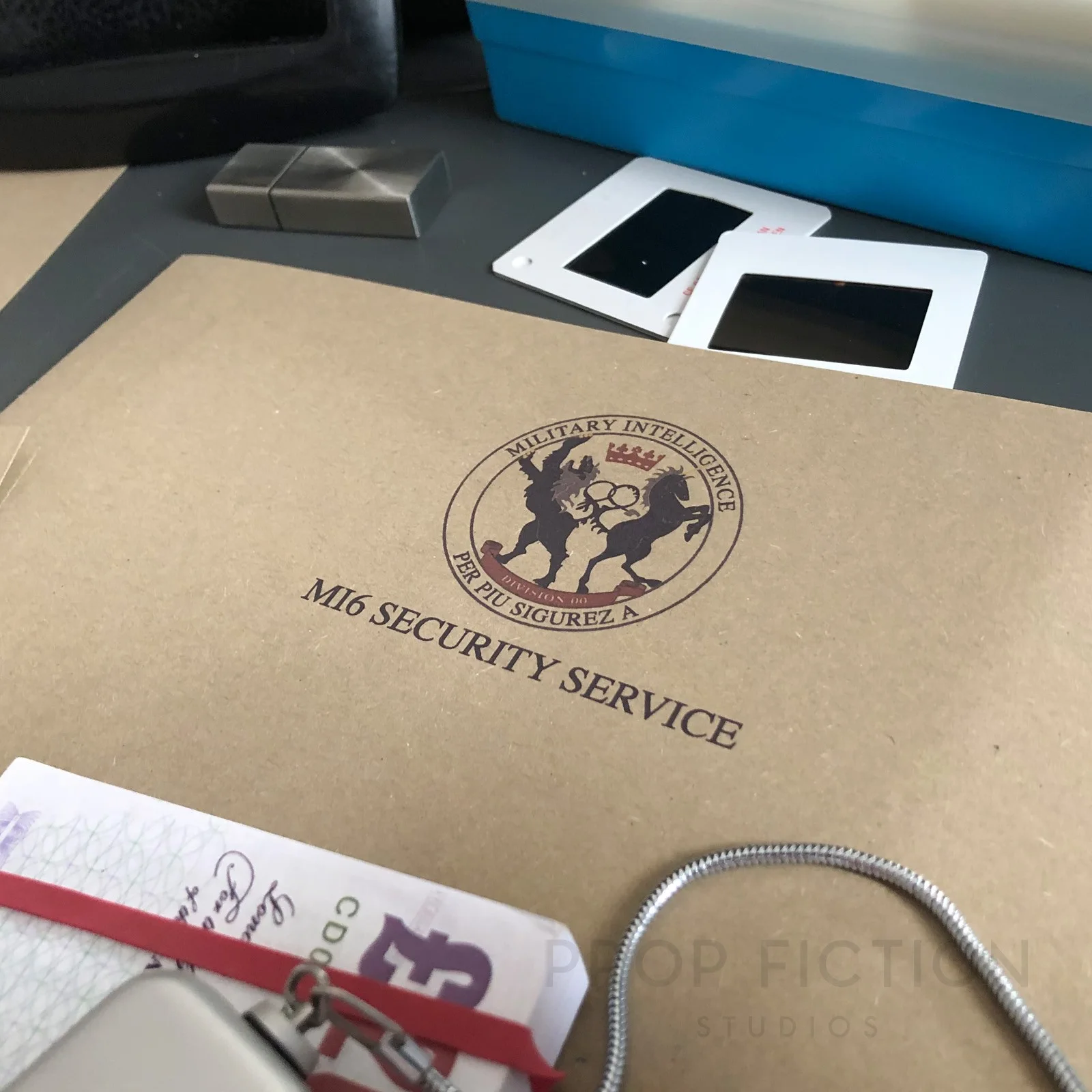 Movie Prop Secret Agent Mission Report Files / 3 x Cosplay Spy Folder Set, изображение 4