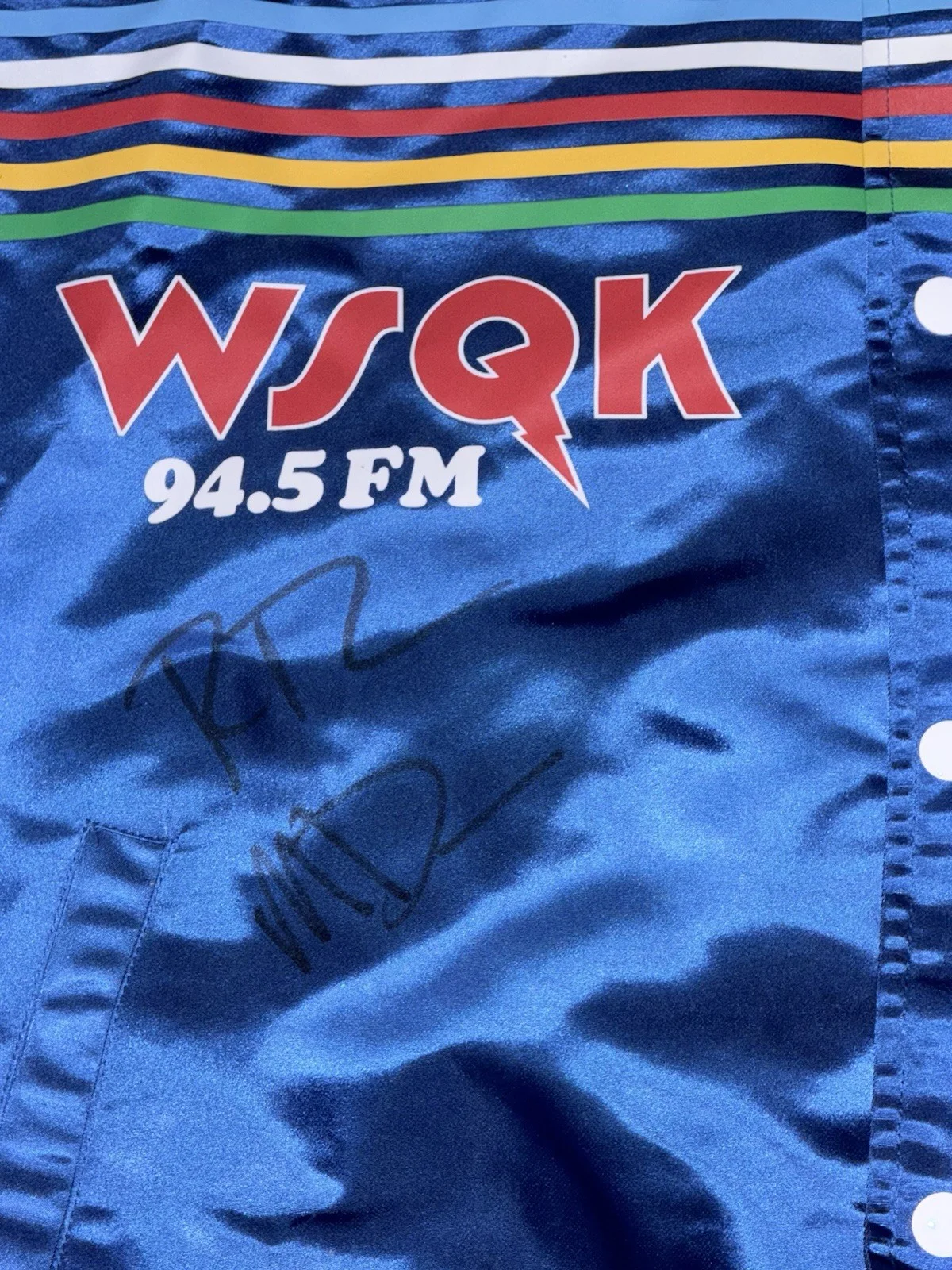 Matt Duffer, Ross Duffer — Duffer Brothers signed Stranger Things Season 5 Jacket L Beckett Holo *, изображение 2