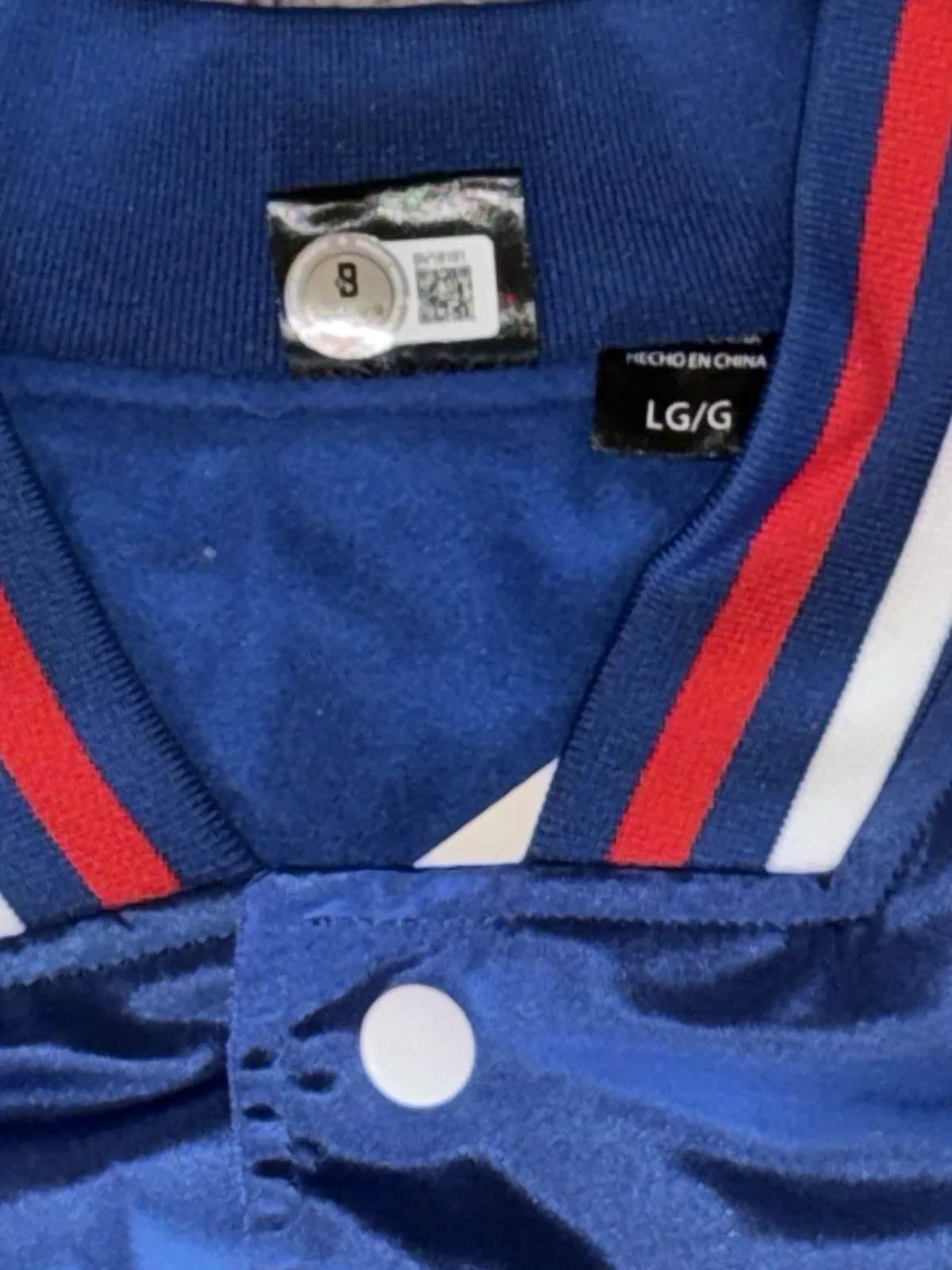 Matt Duffer, Ross Duffer — Duffer Brothers signed Stranger Things Season 5 Jacket L Beckett Holo *, изображение 3