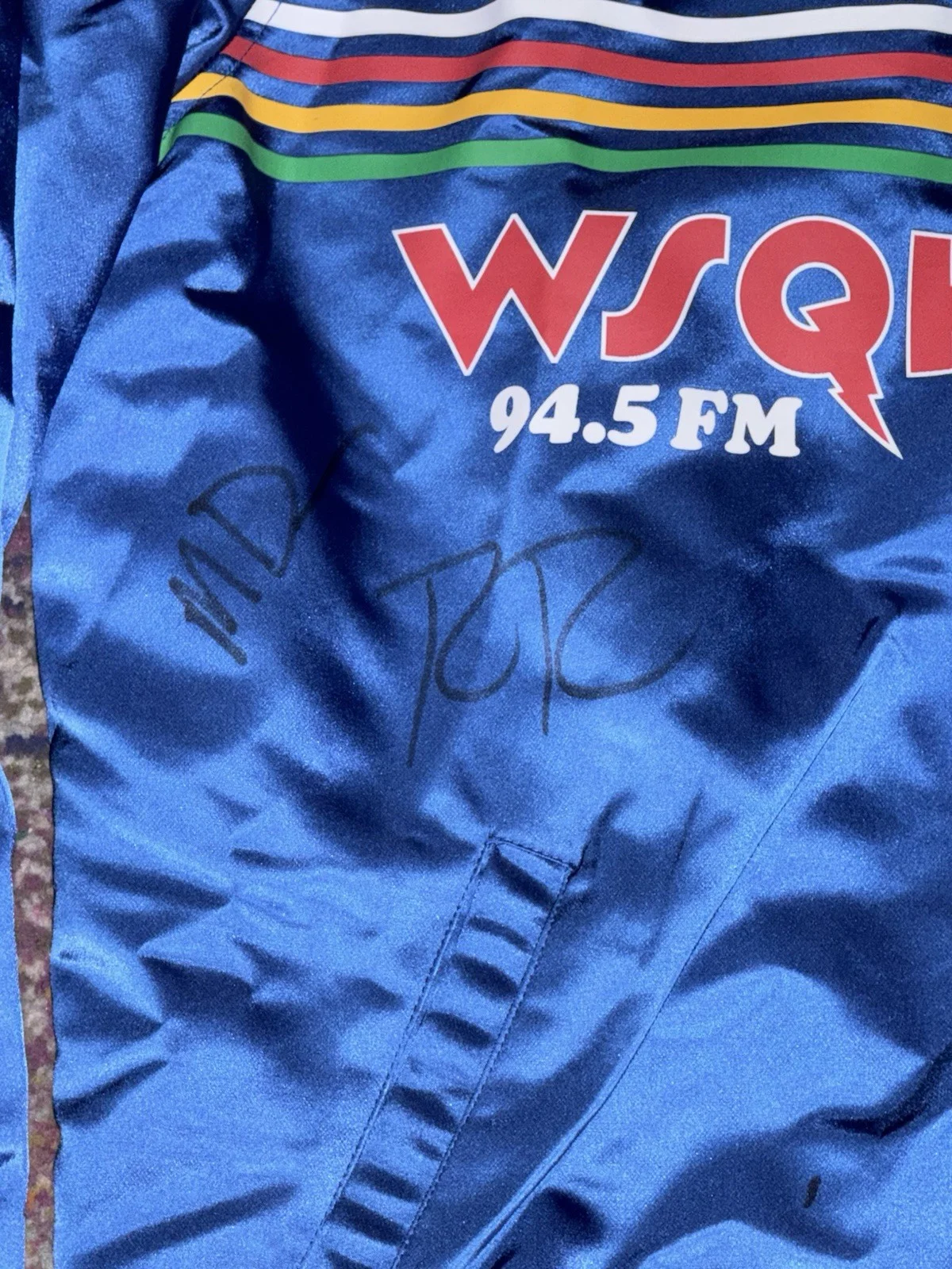 Matt Duffer, Ross Duffer — Duffer Brothers signed Stranger Things Season 5 Jacket XL Beckett Holo *, изображение 2