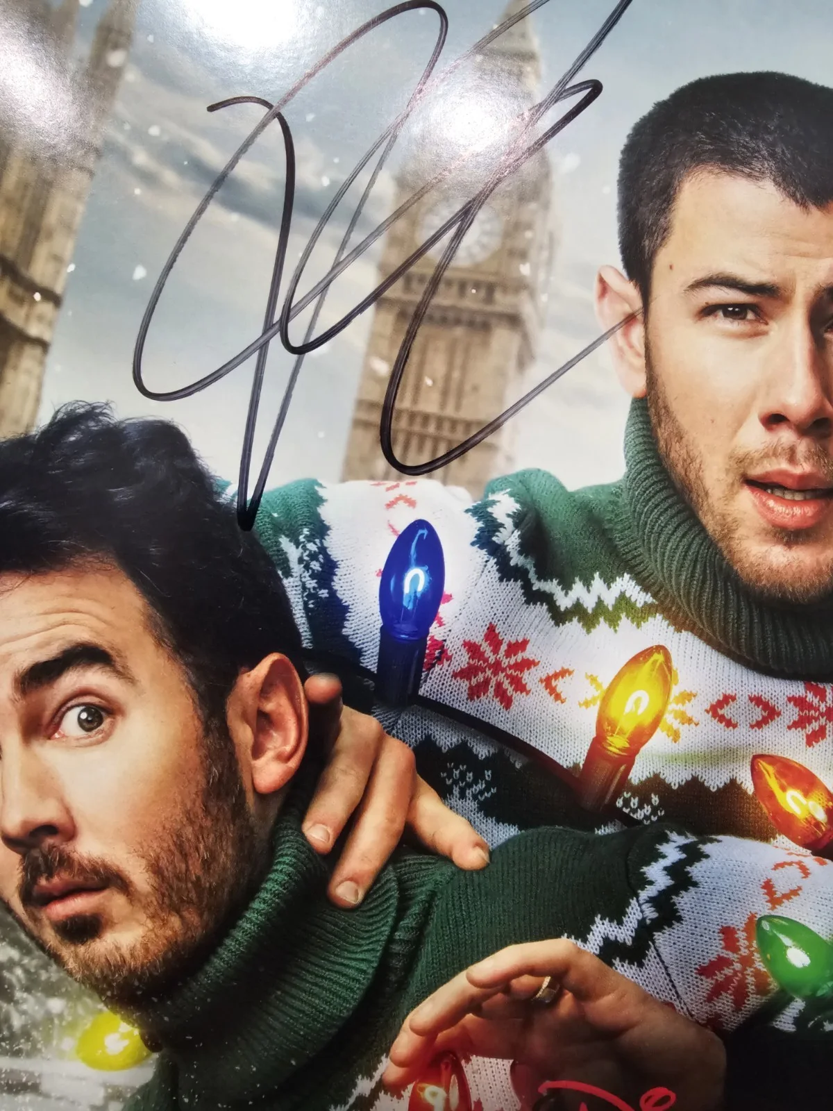 Jonas Brothers 'A Very Jonas Christmas' Signed Cover Vinyl, изображение 5