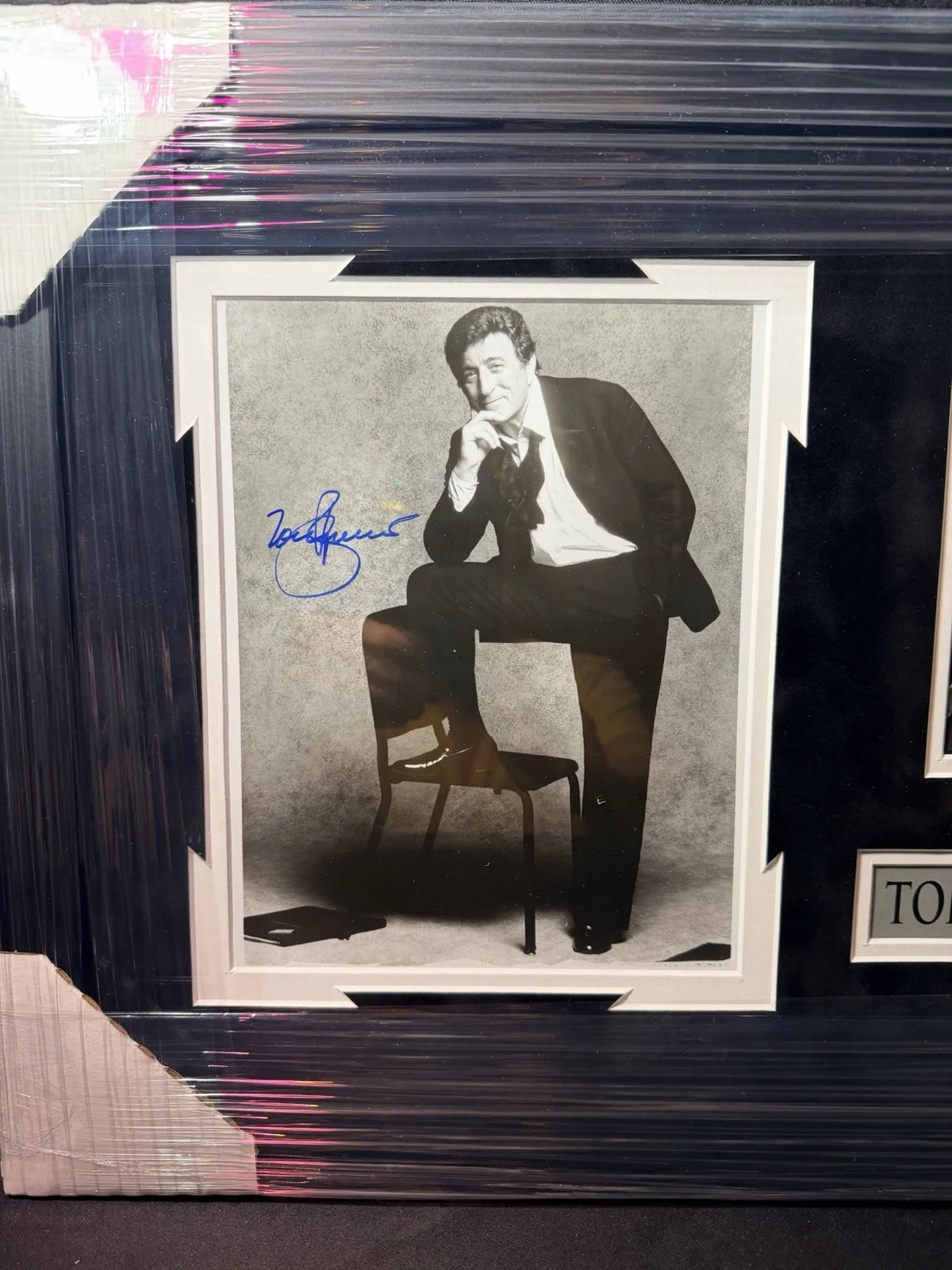 Tony Bennett Autographed 8x10, matted to 16 X 22 frame., image 3