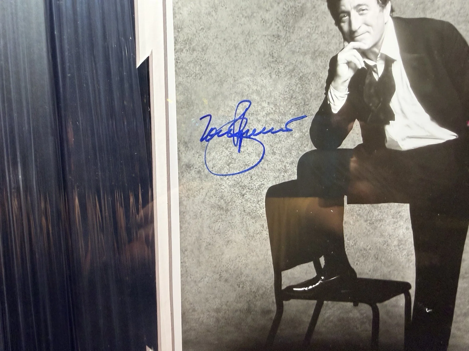 Tony Bennett Autographed 8x10, matted to 16 X 22 frame., image 4