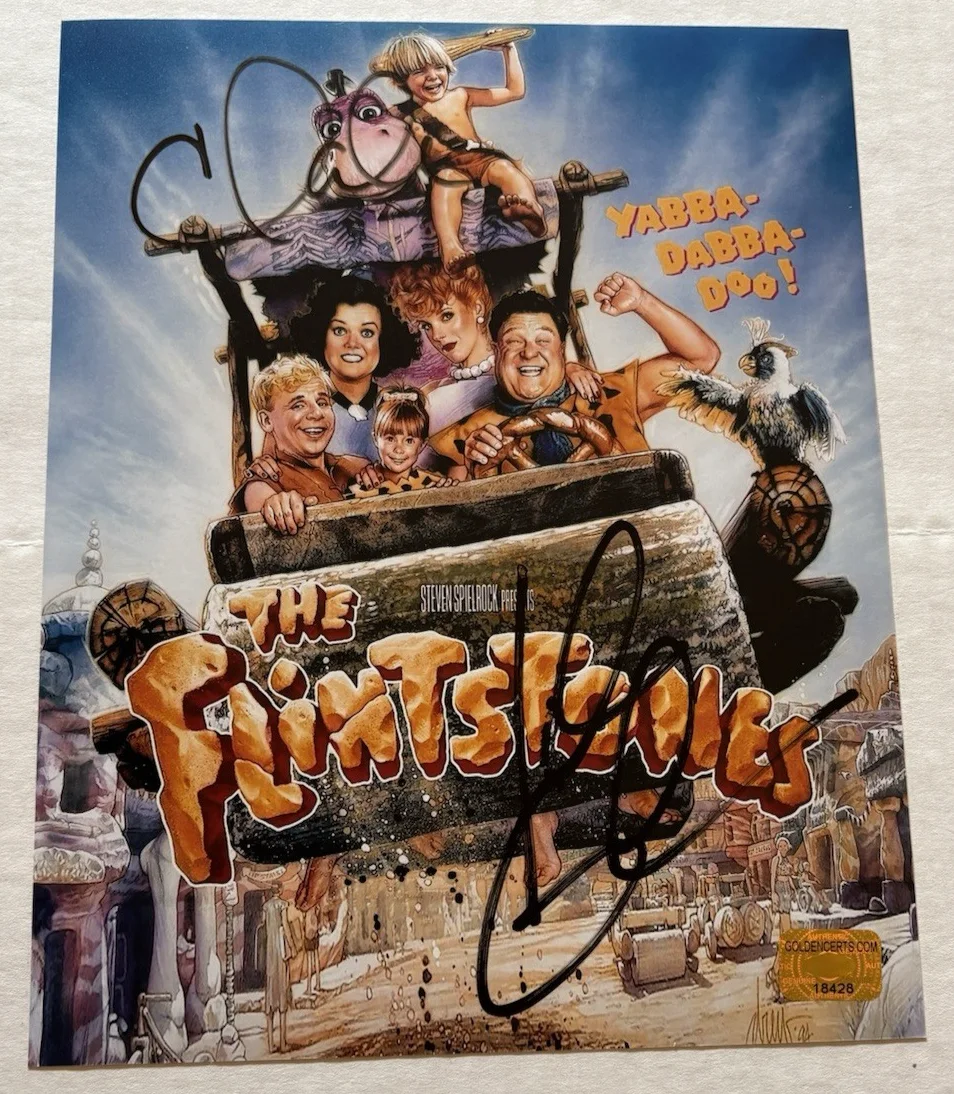 HALLE BERRY, JOHN GOODMAN — HALLE BERRY & JOHN GOODMAN SIGNED AUTOGRAPHED 8X10 Photo COA 18428 FLINTSTONES